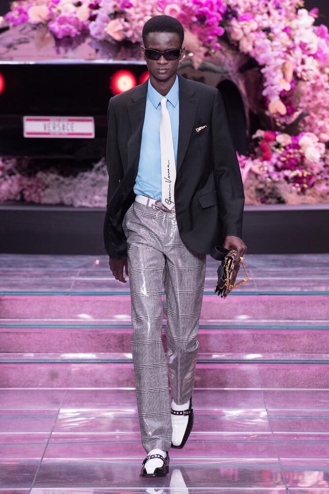 VERSACE MEN S SPRING SUMMER 2020 FASHION SHOW VERSACE HK