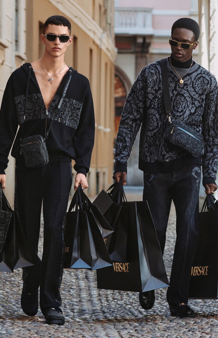 Versace Holiday 2023