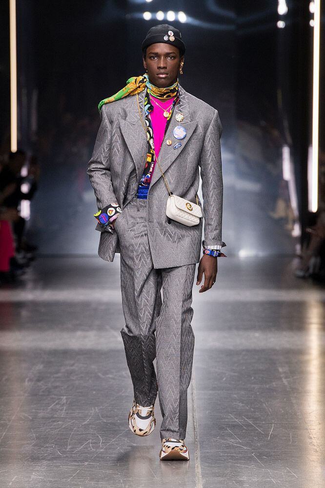 Versace outfits clearance for men