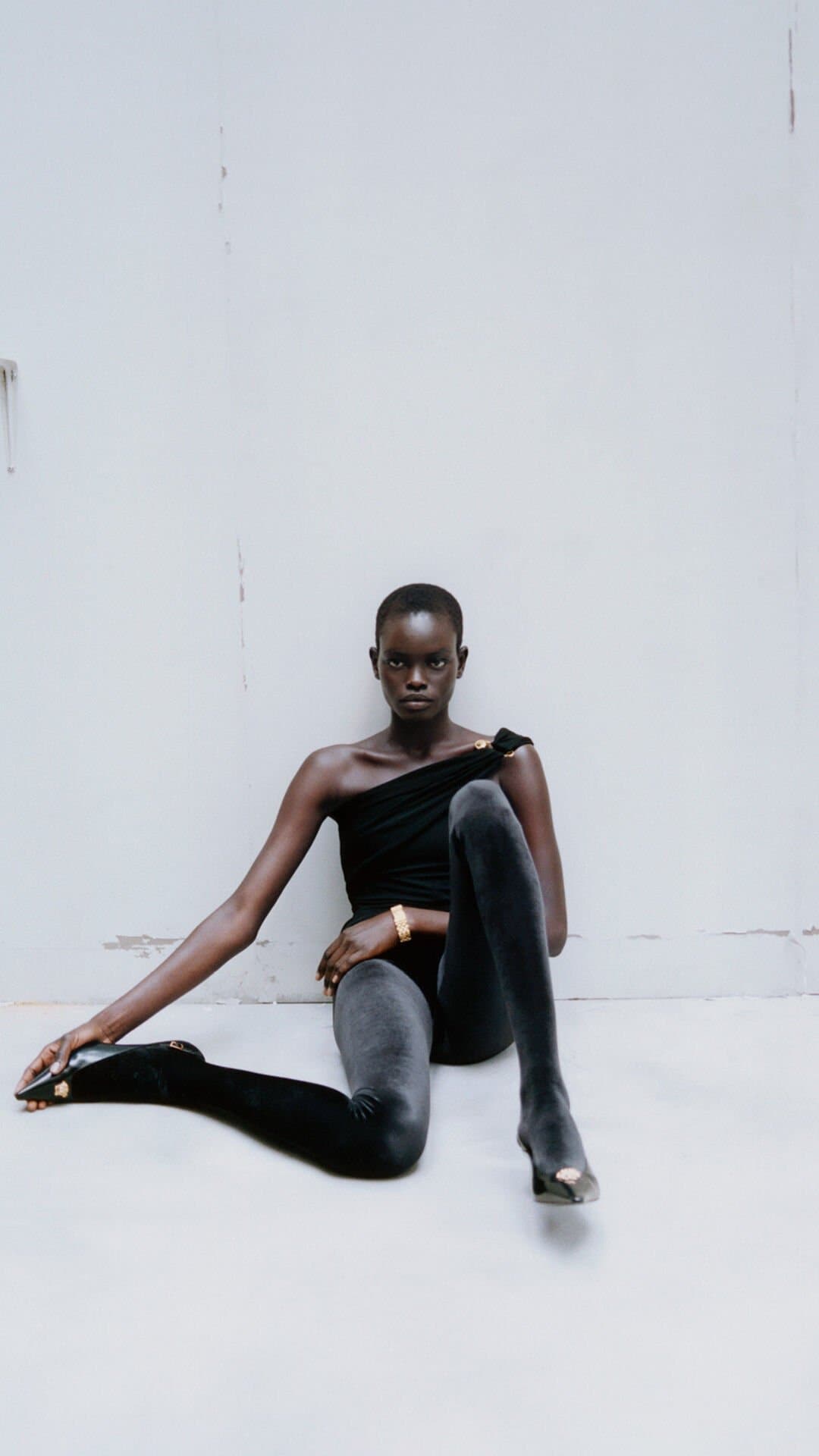 Versace Pre-Fall 2025