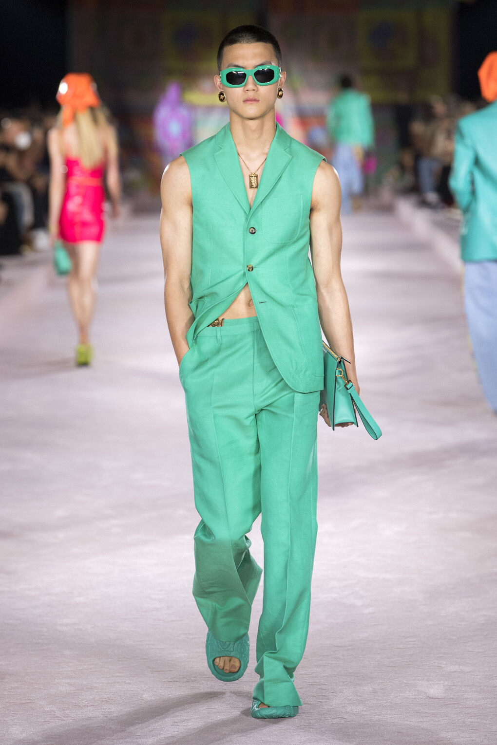 Men's High Fashion RTW Runway Looks, Outfits