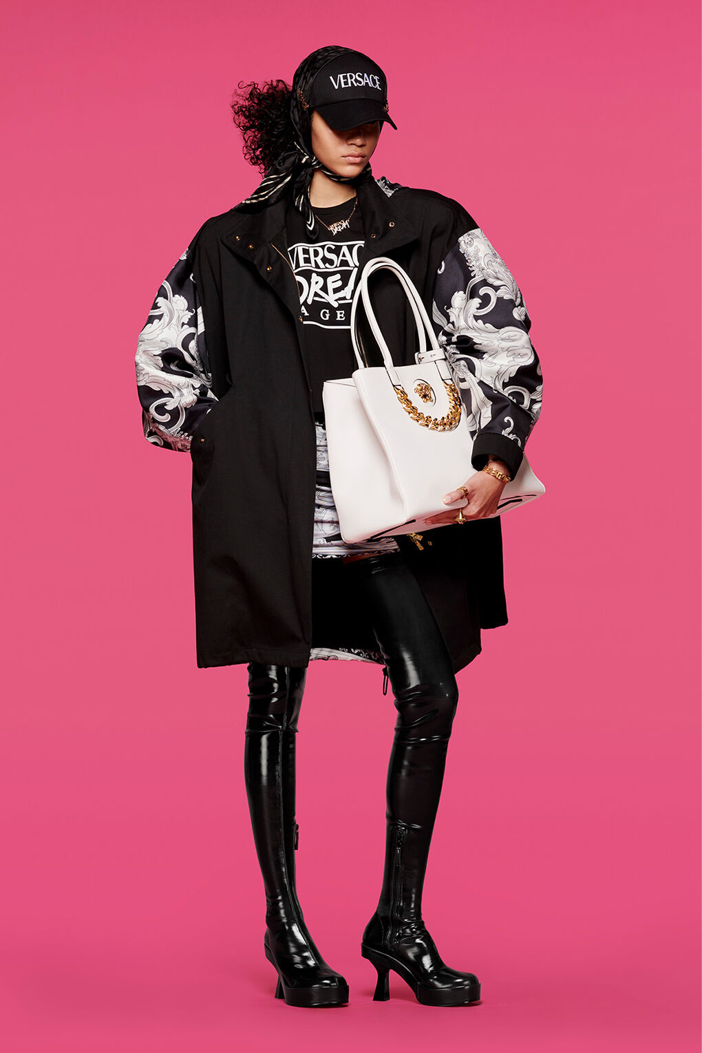 Versace Pre-Fall 2021 Lookbook (Versace)