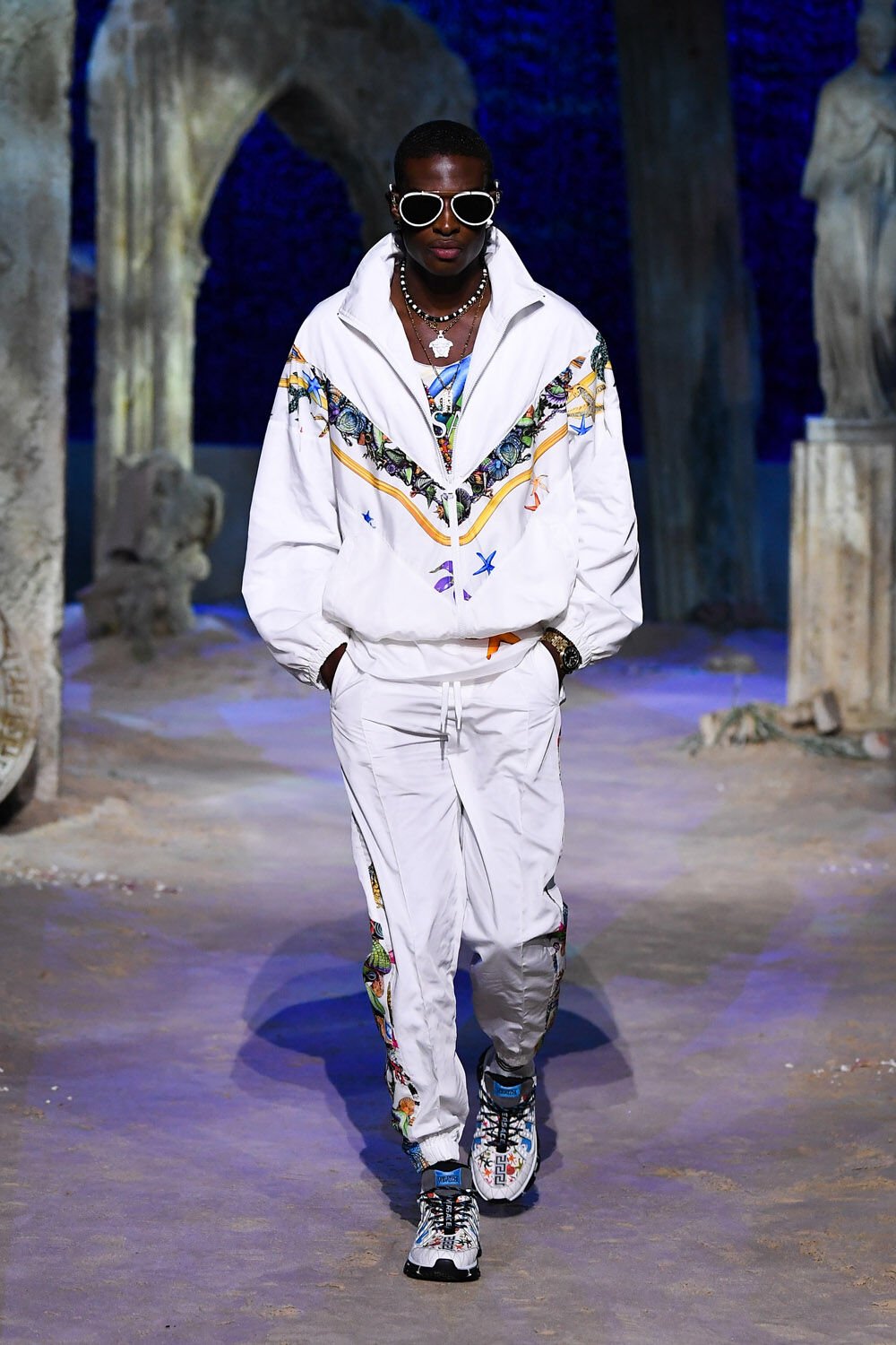 Versace online men outfit