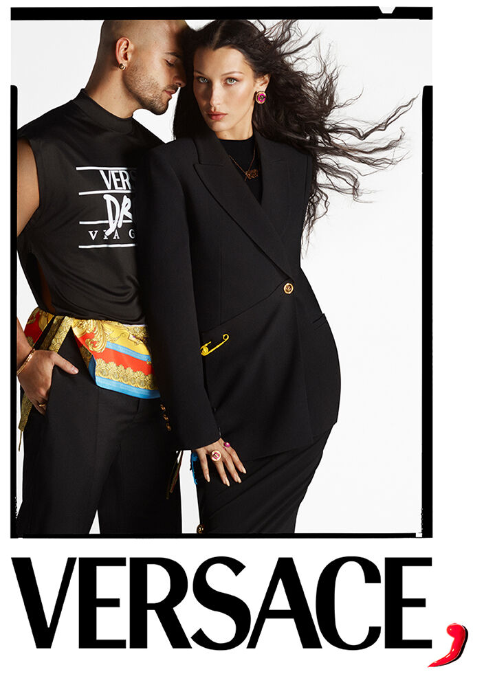 Versace 2022 春夏女士 Gigi Hadid 与 Bella Hadid