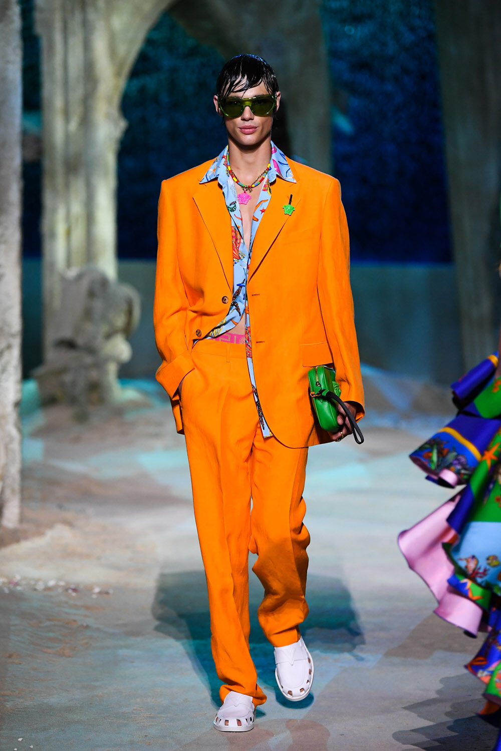 MFW: Versace Spring Summer 2021 Ready To Wear Collection - DSCENE