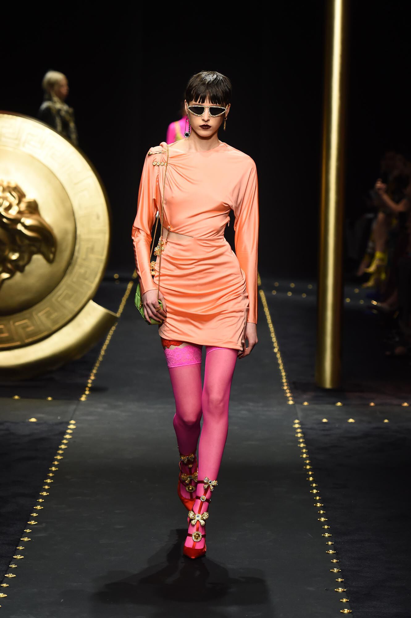 VERSACE FALL WINTER 2020 COLLECTION DETAILS