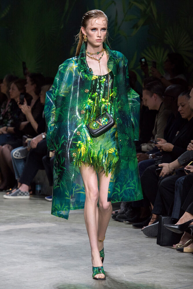 Versace 2020 spring summer sale