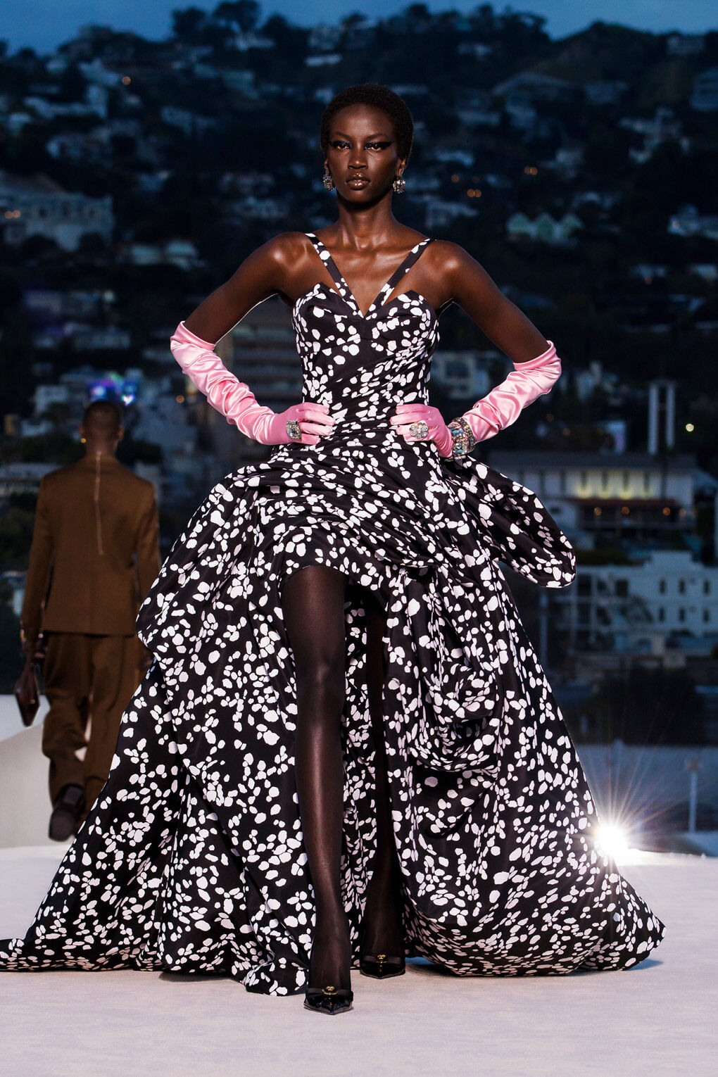 Dress on fashion top