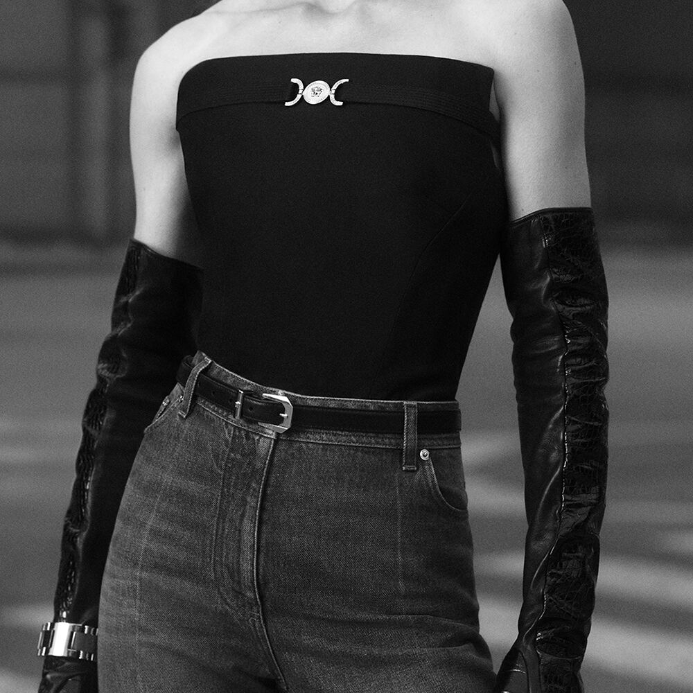 VERSACE USA Hight Fashion Clothing & Accessories