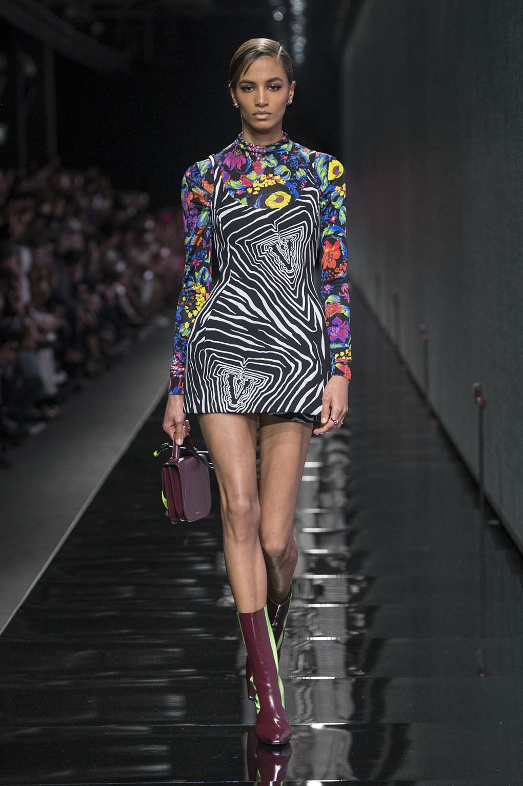 Versace: The Women's and Men's Fall-Winter 2020 Collection - Luxferity  Magazine