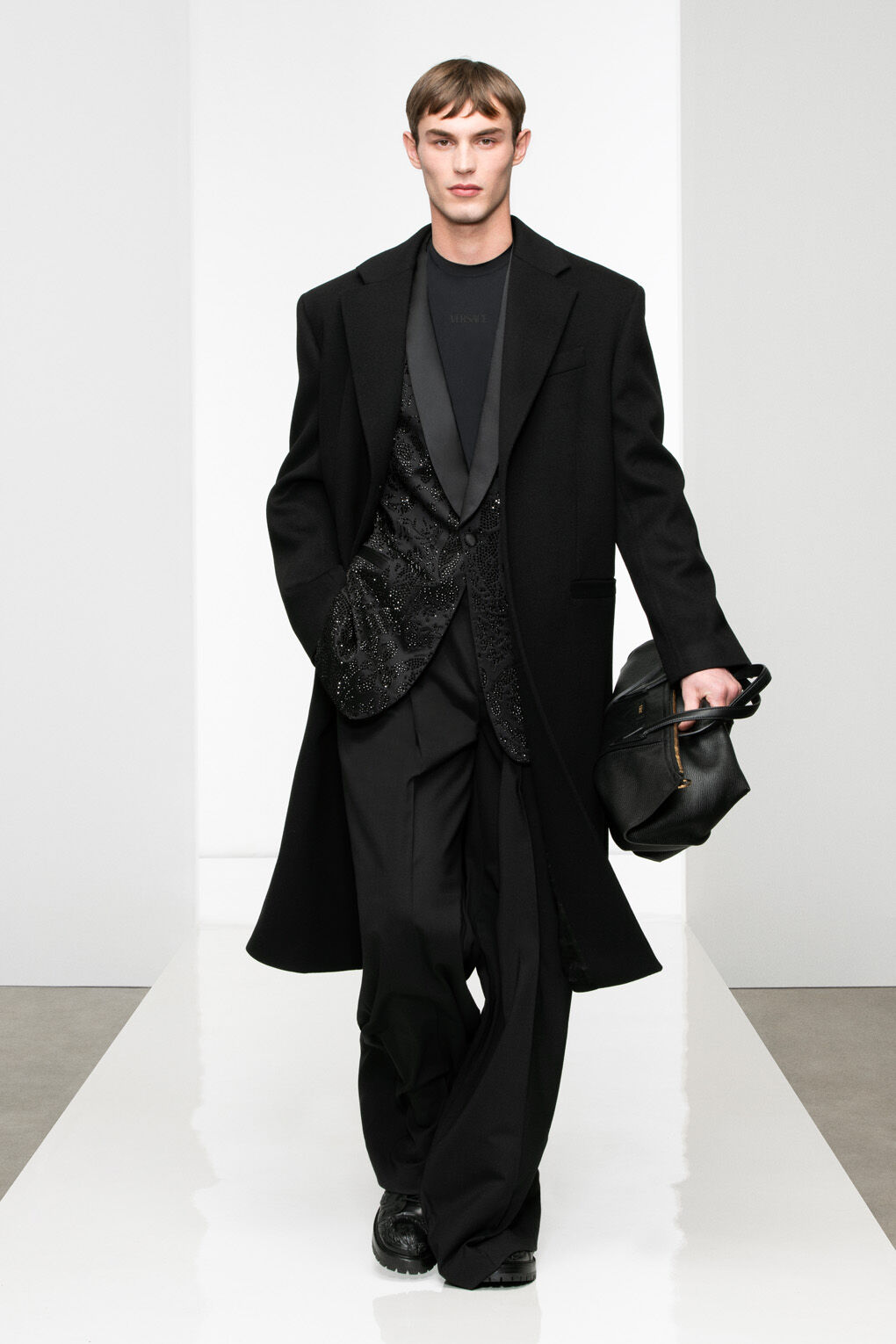 Sfilata versace deals uomo