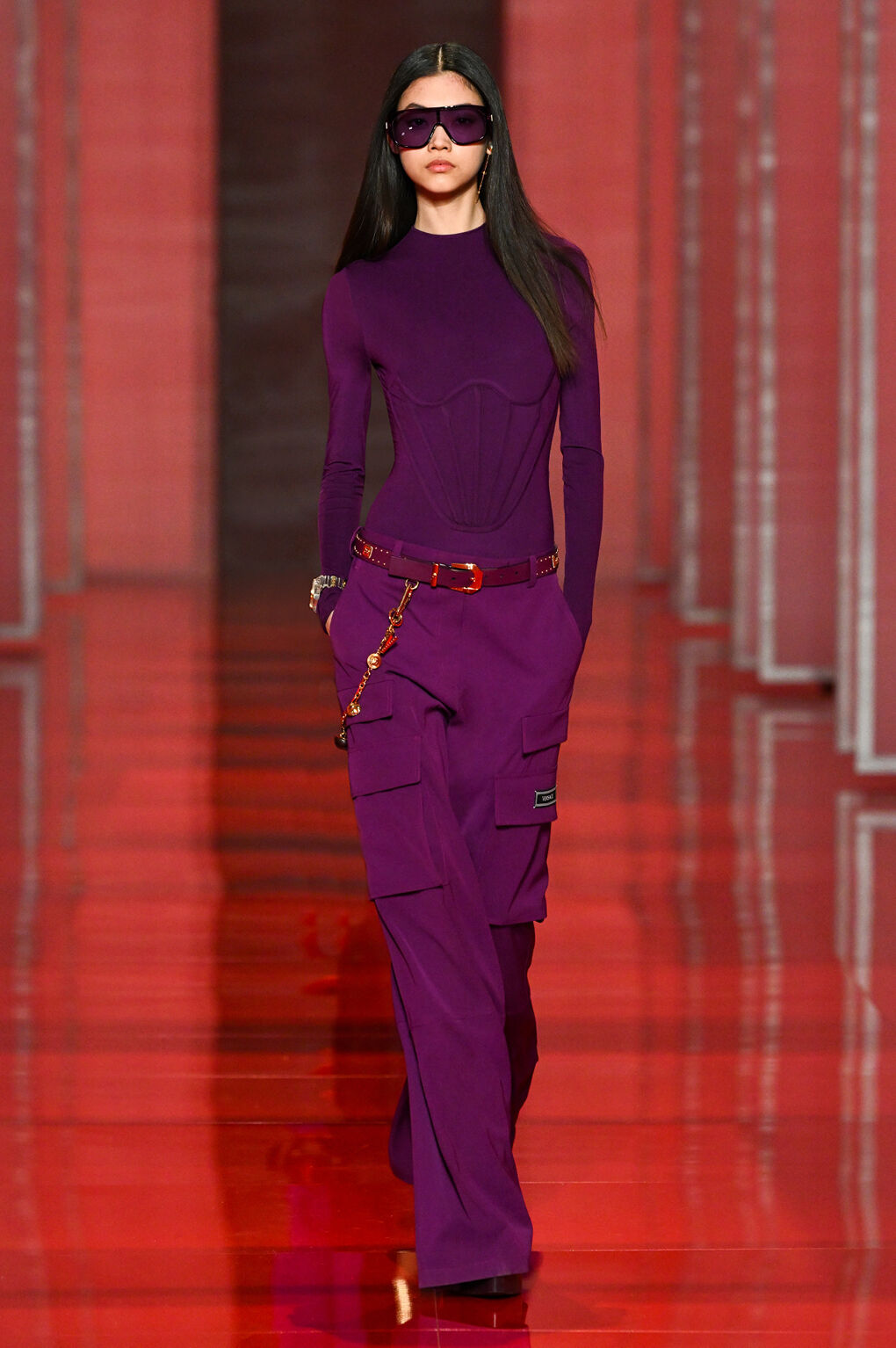 Versace Fall Winter 2022 Women's Fashion Show