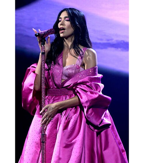 Versace en los premios Grammy 2021