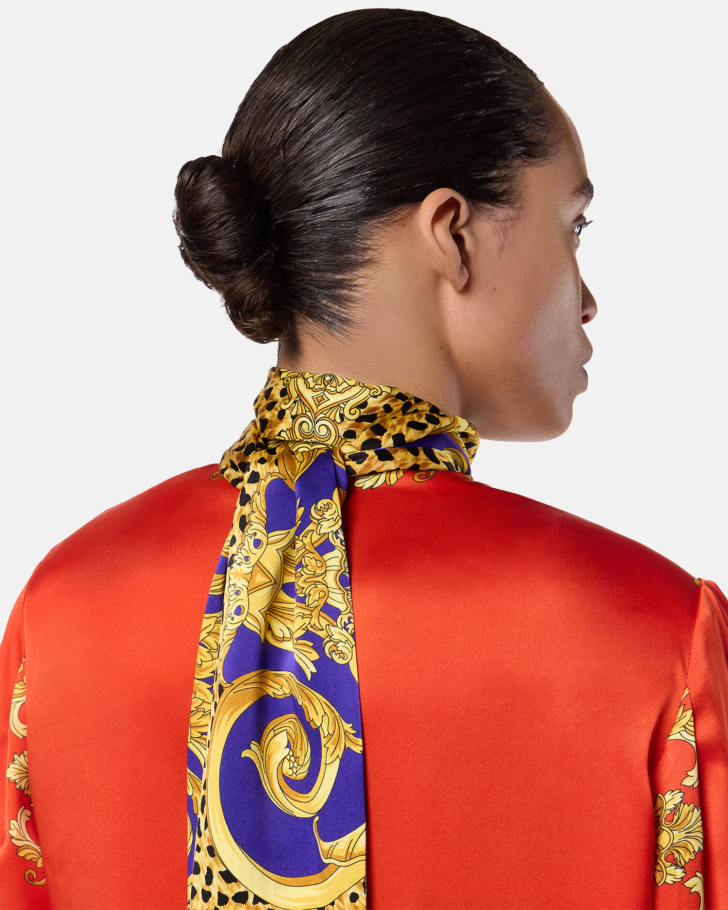 Cheetah Barocco Silk Lavallière Shirt Red,Gold | VERSACE US Cheetah Barocco Silk Lavallière Shirt Red,Gold | VERSACE US