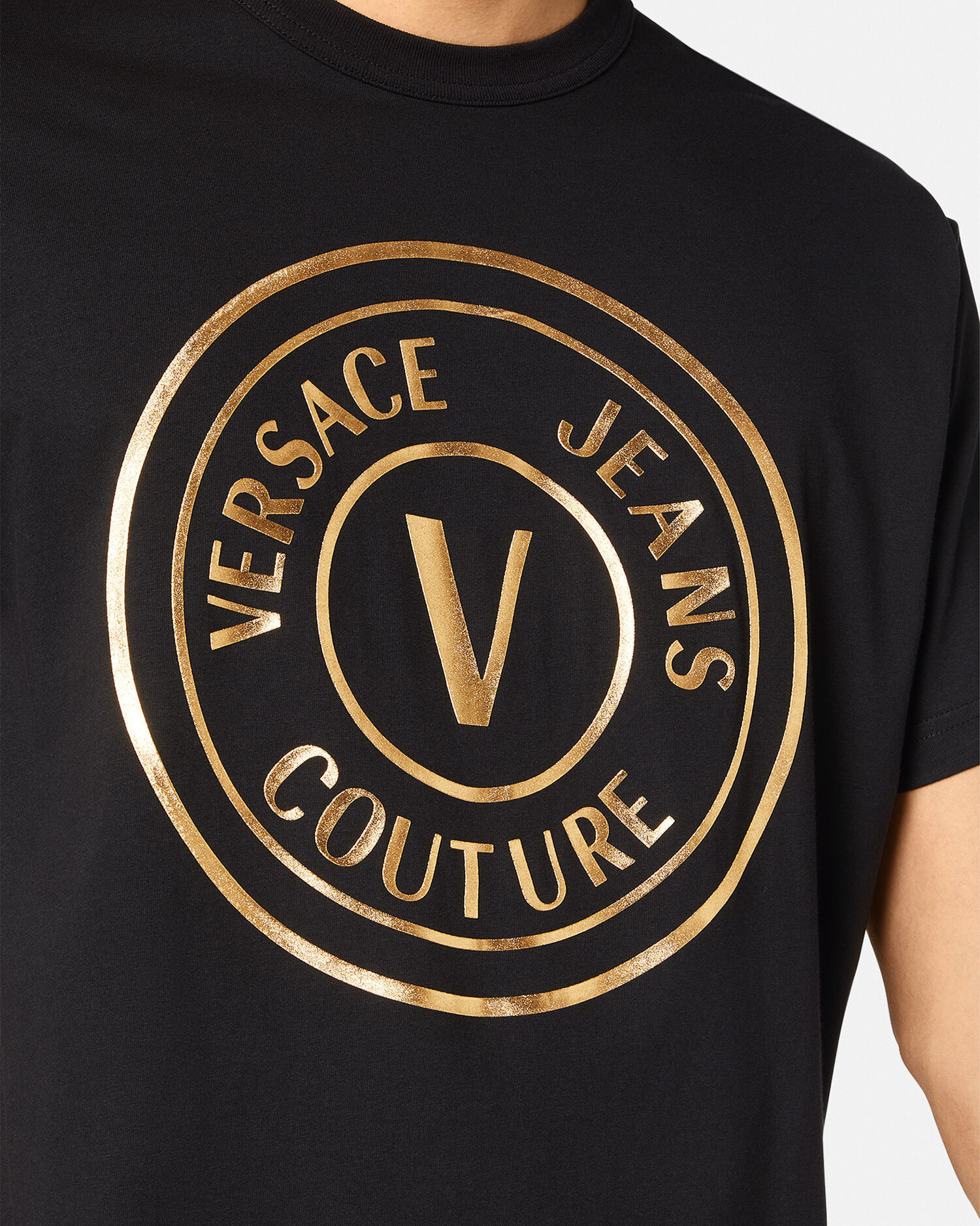 Camiseta con logotipo met lico V Emblem