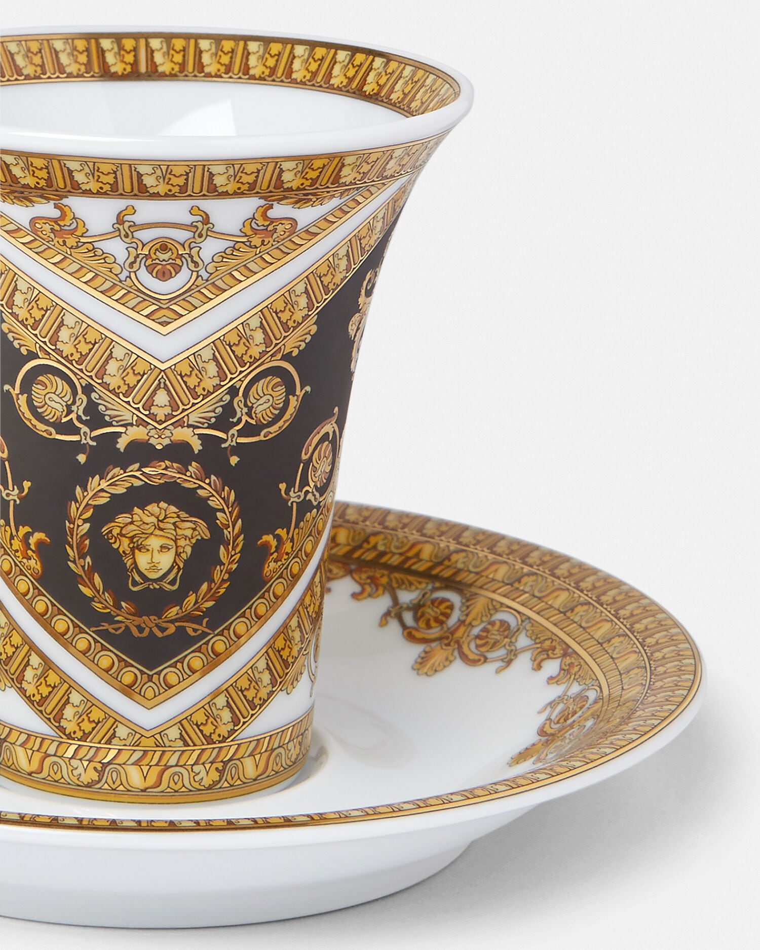 I ♡ Baroque Black Espresso Cup & Saucer Print | VERSACE US
