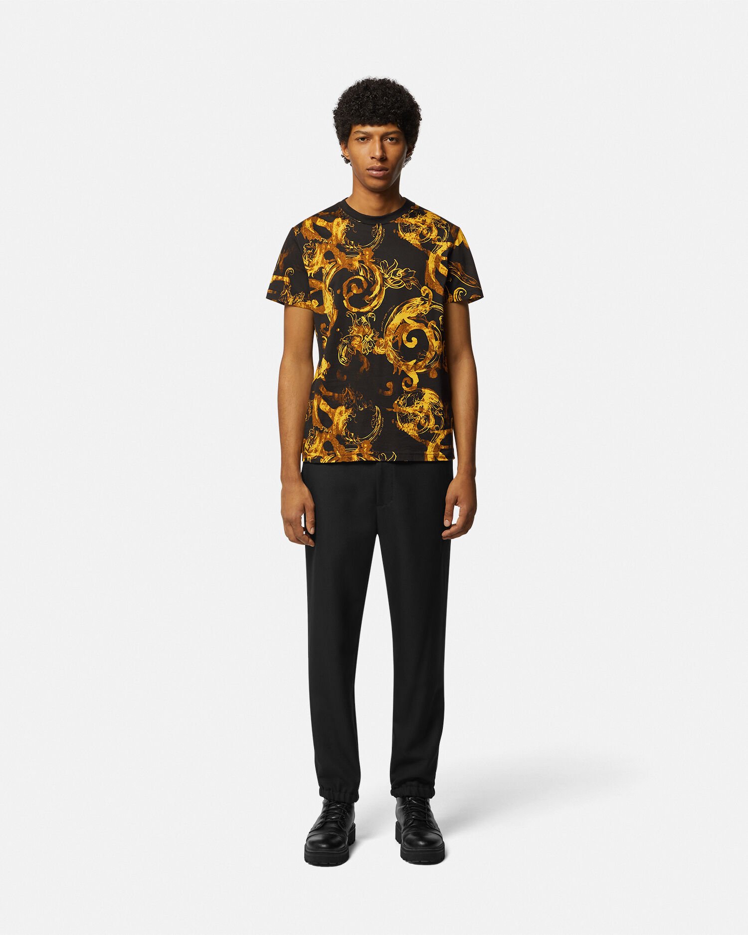 T shirts Men s Polo VERSACE Jeans Couture US