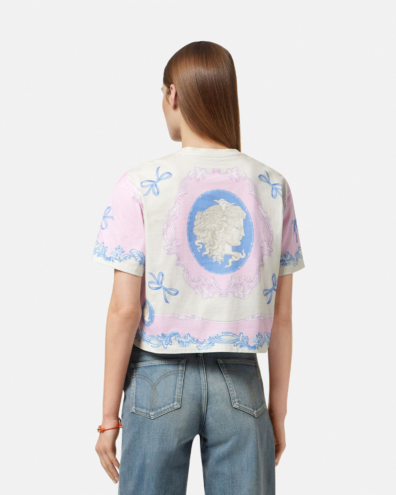 VERSACE Medusa Cameo Print Ｔシャツ Cameo T-Shirt Print | VERSACE US