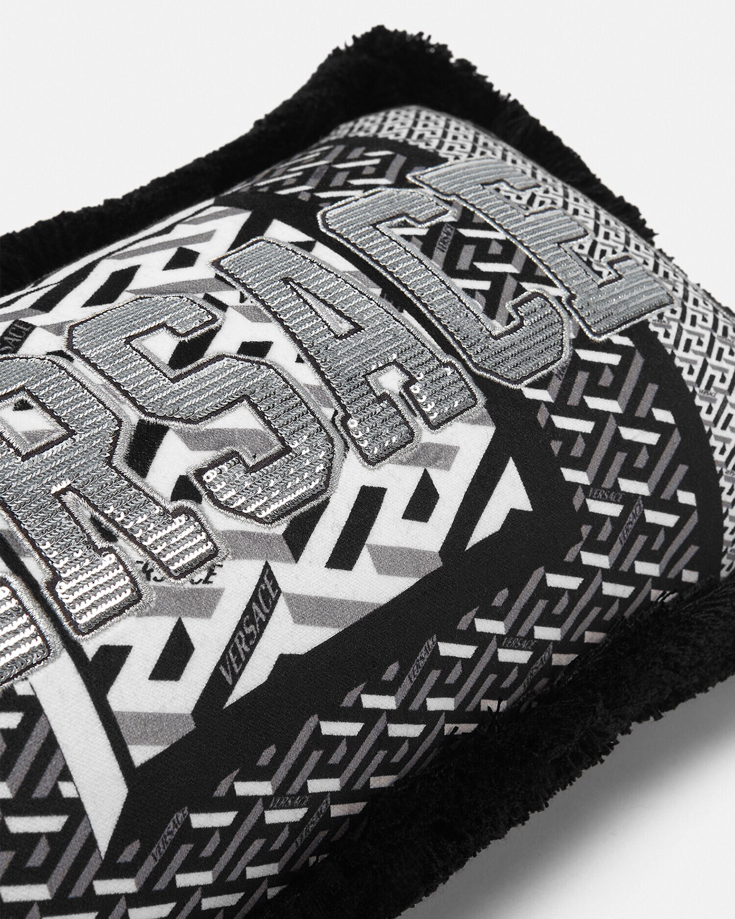 Versace pantoffels store