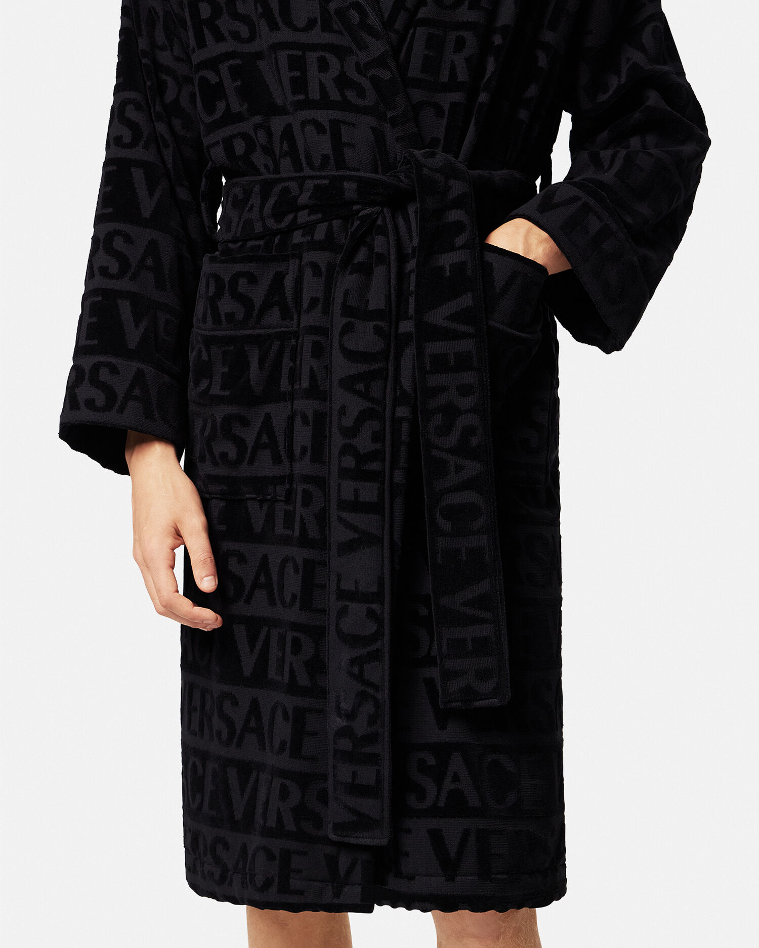 Peignoir new arrivals femme versace