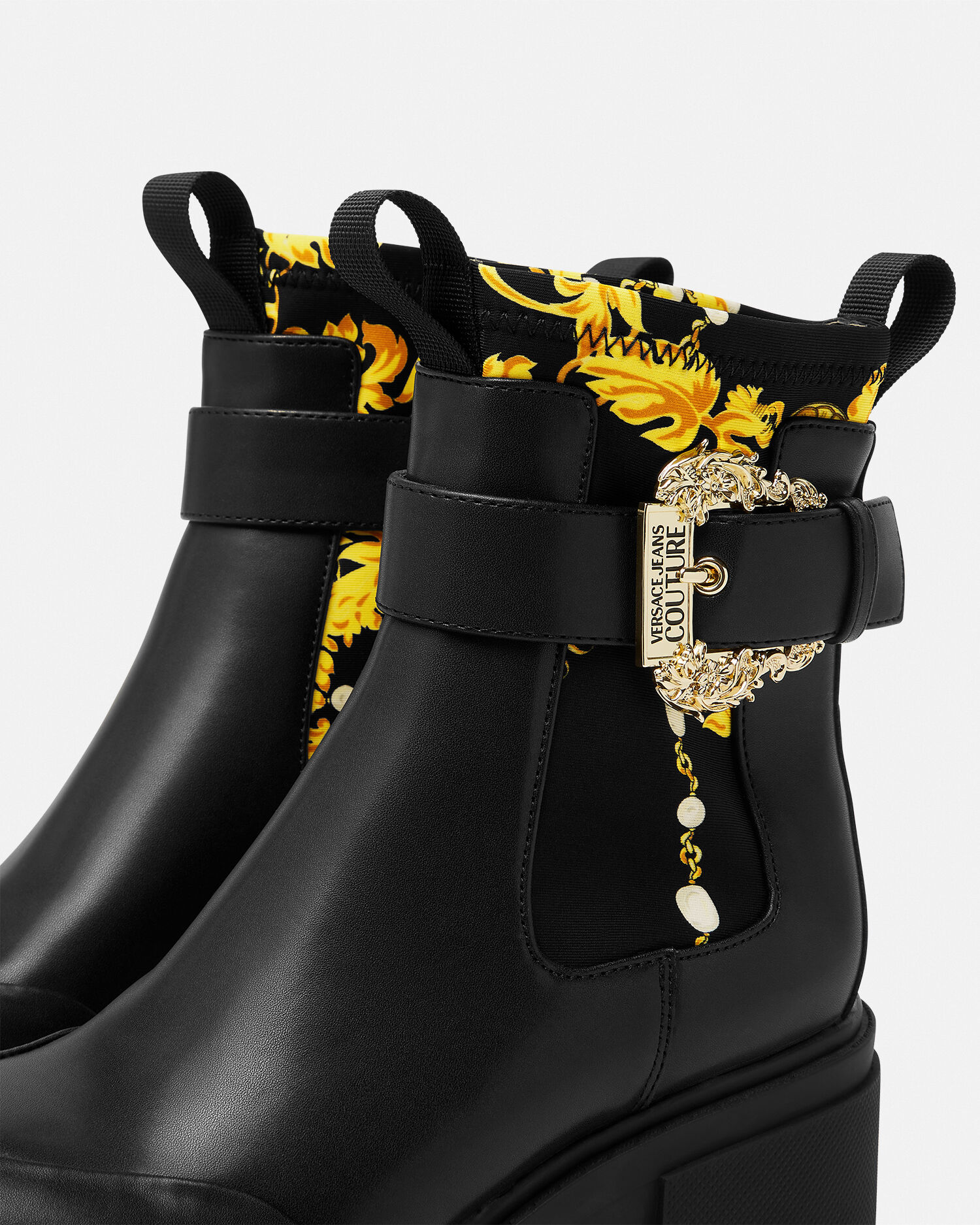Versace shoes boots hotsell