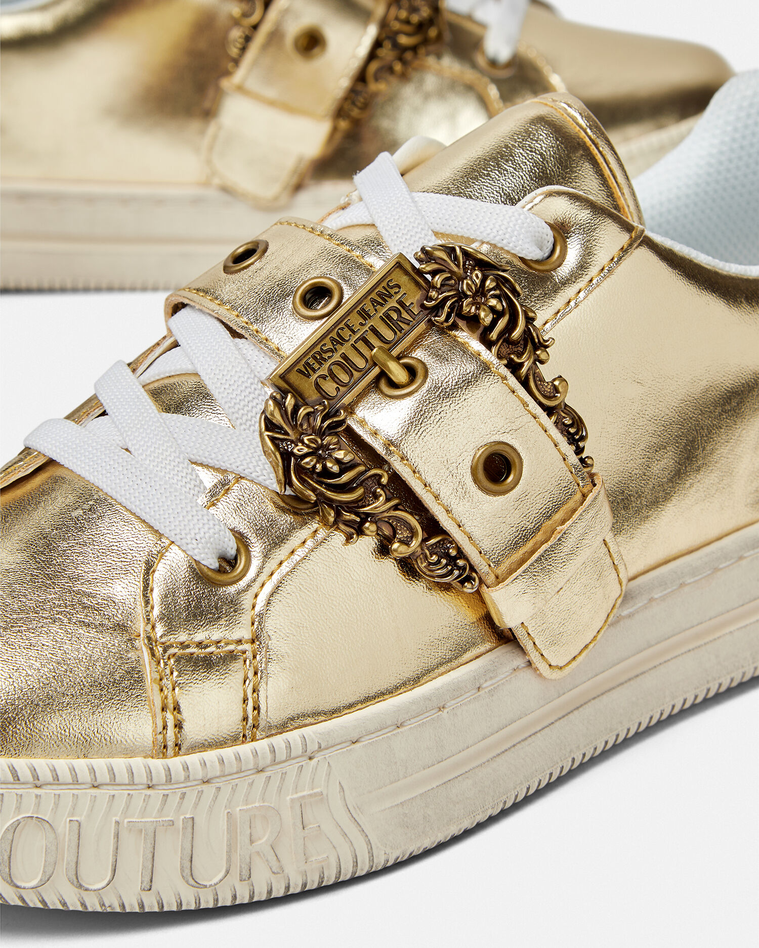 Versace gold outlet sneakers