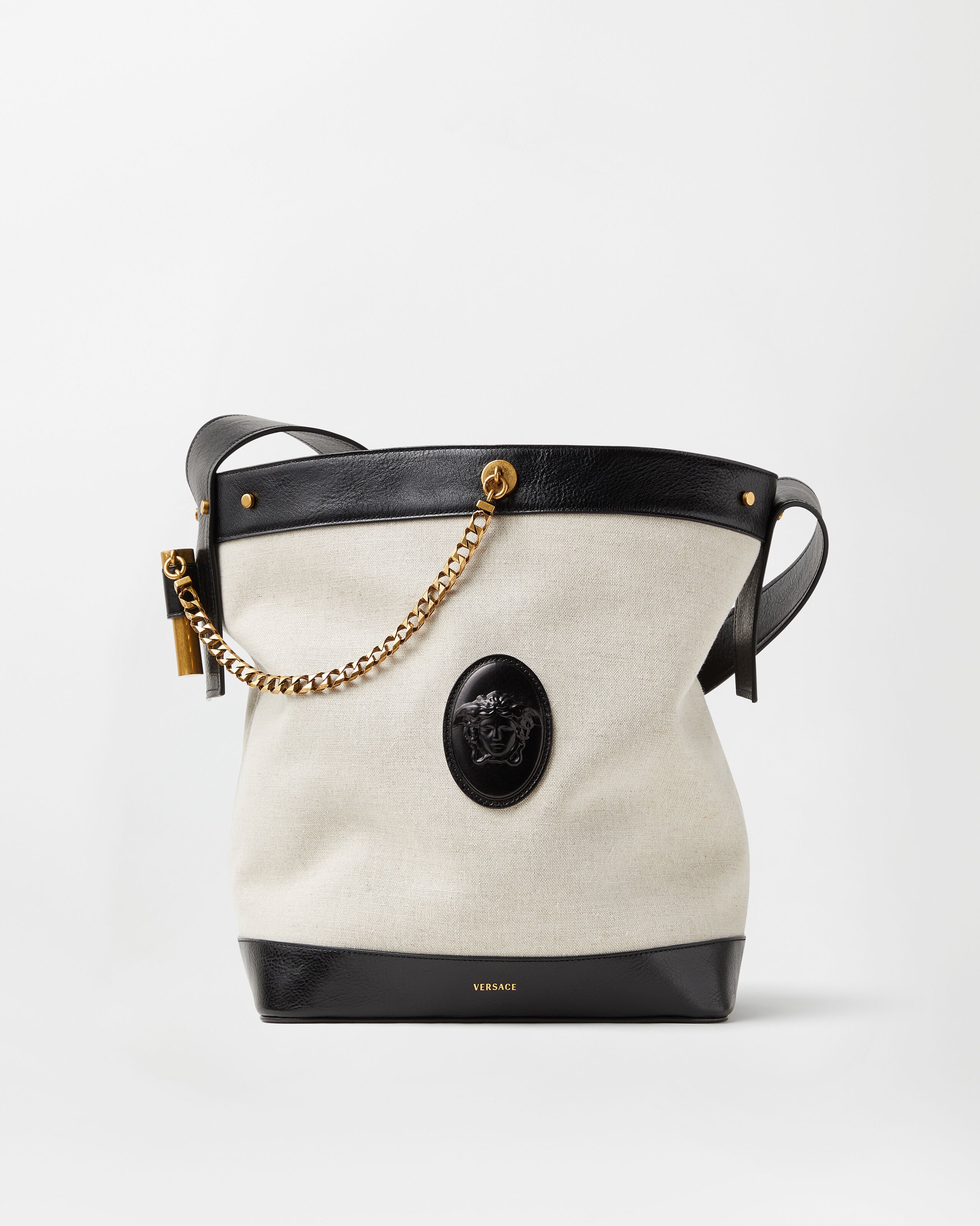 Versace ブラック ボディバッグ La Medusa Nylon Messenger Bag Black,Silver | VERSACE US