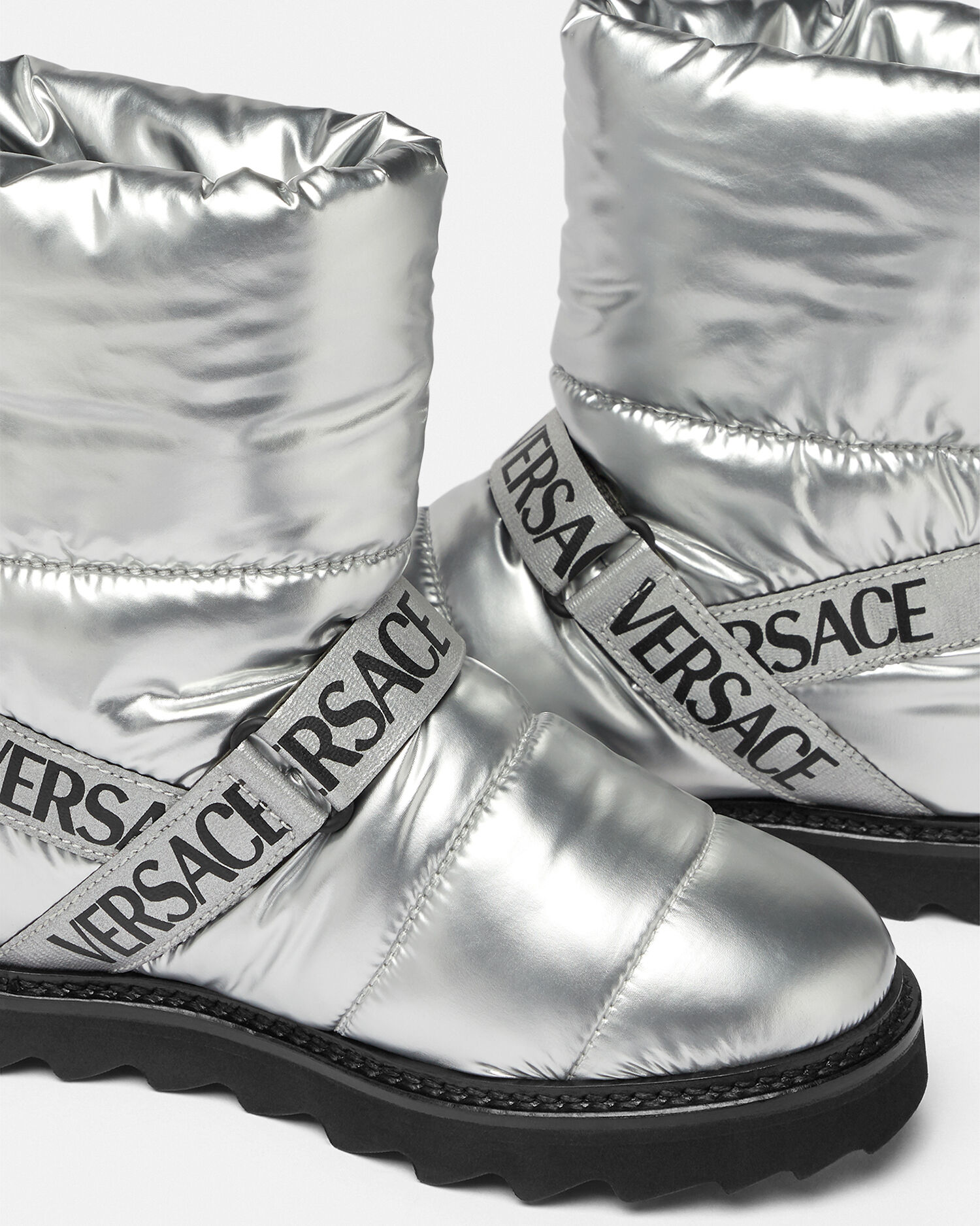 Versace on sale winter boots