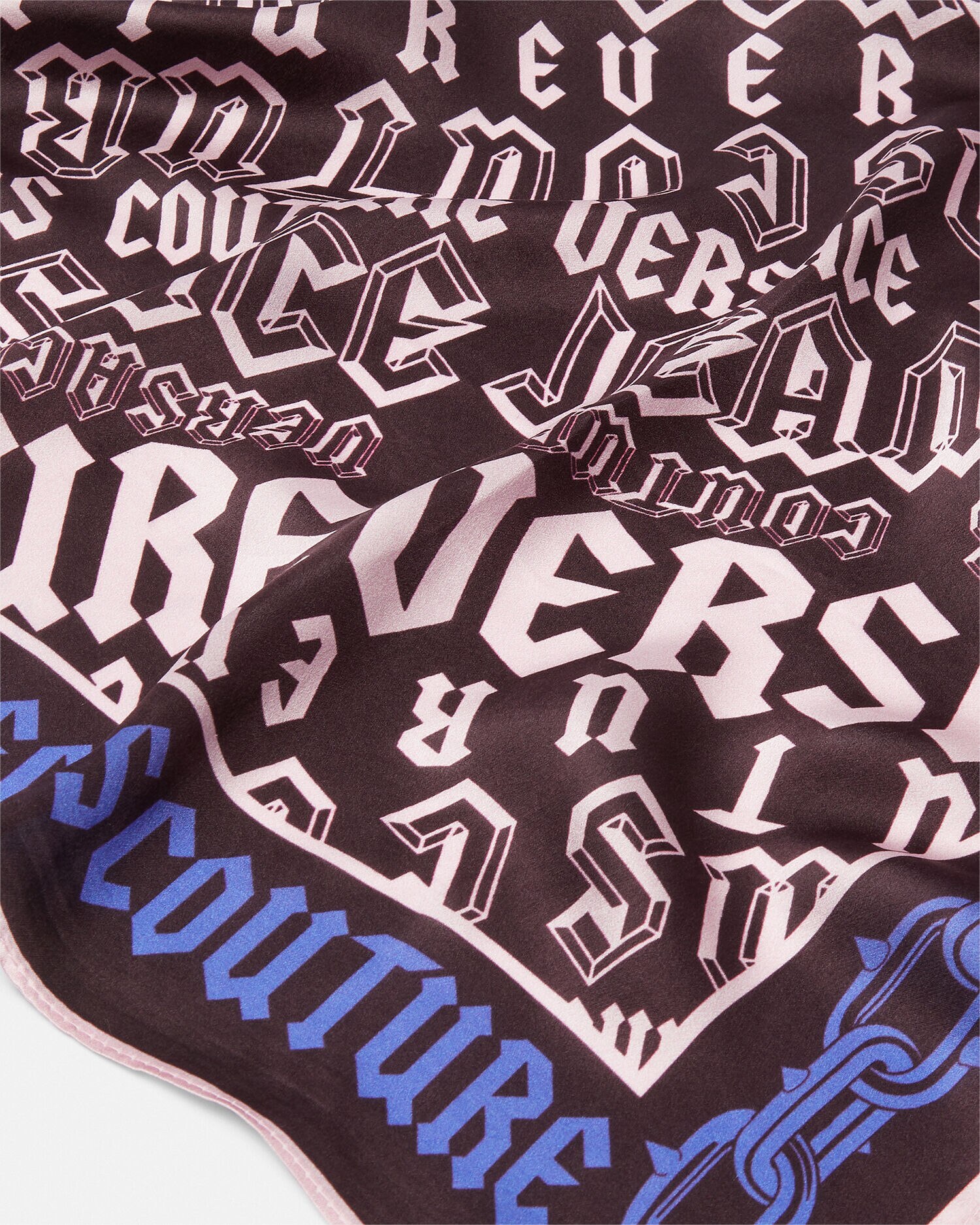 Versace logomania on sale