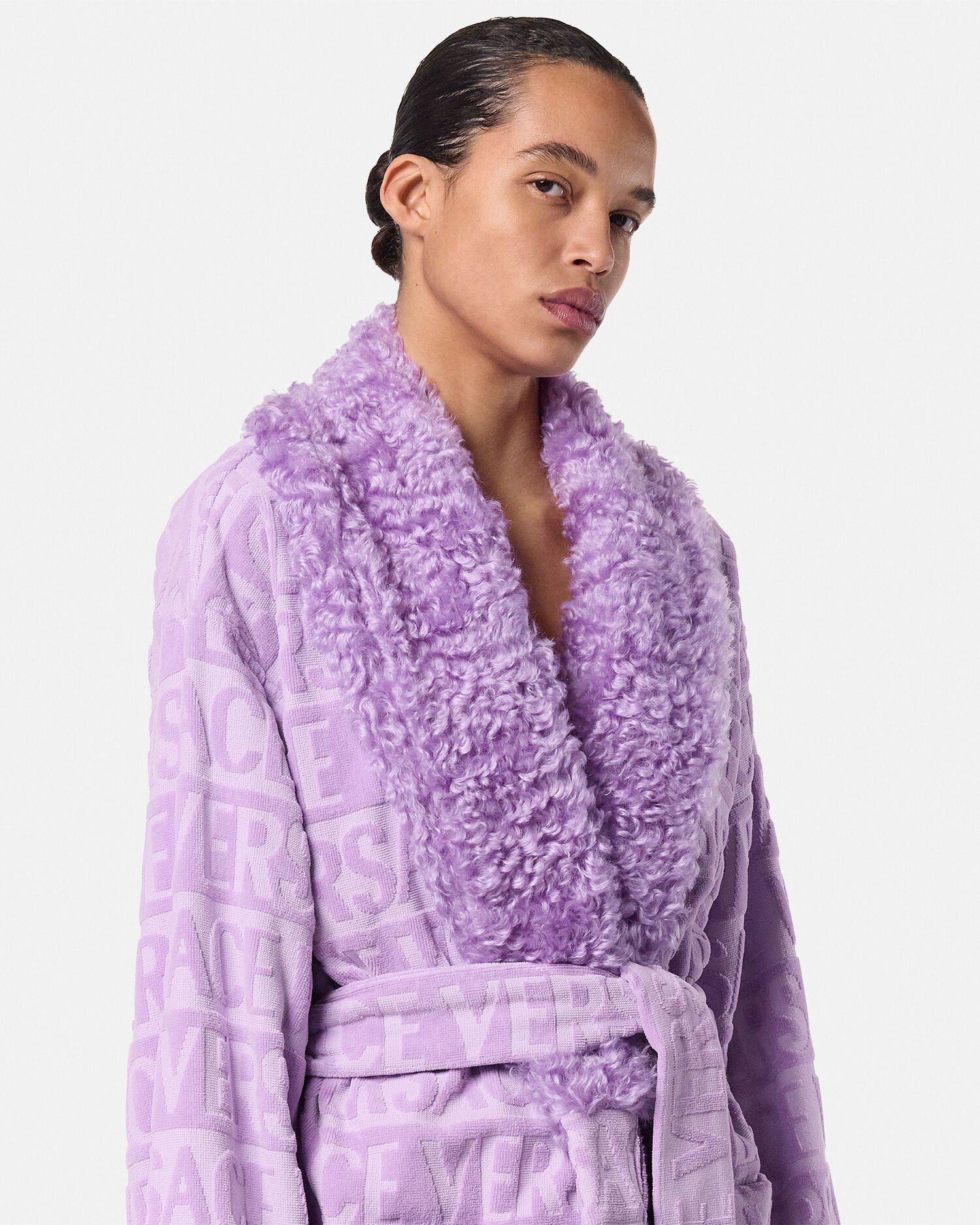 Versace Allover Faux-Fur Bathrobe Purple | VERSACE US