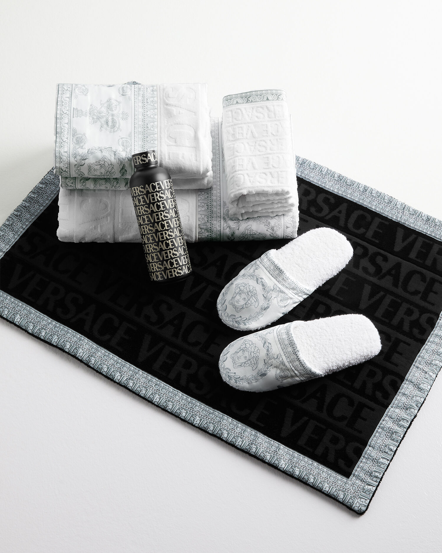 Versace I Baroque Bath Towel Home Collection Online Store EU