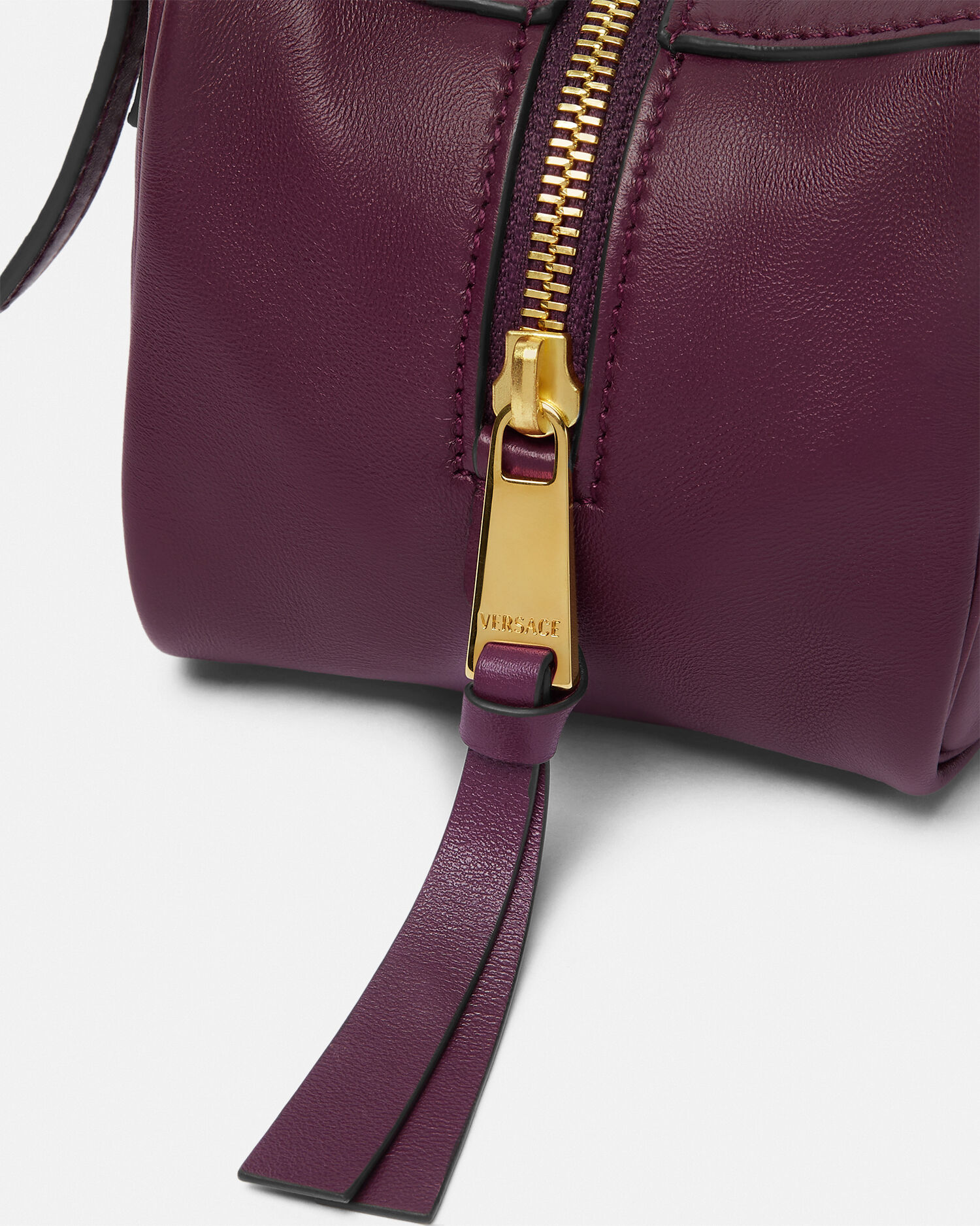Versace Tag Nappa Bowling Bag Burgundy | VERSACE US