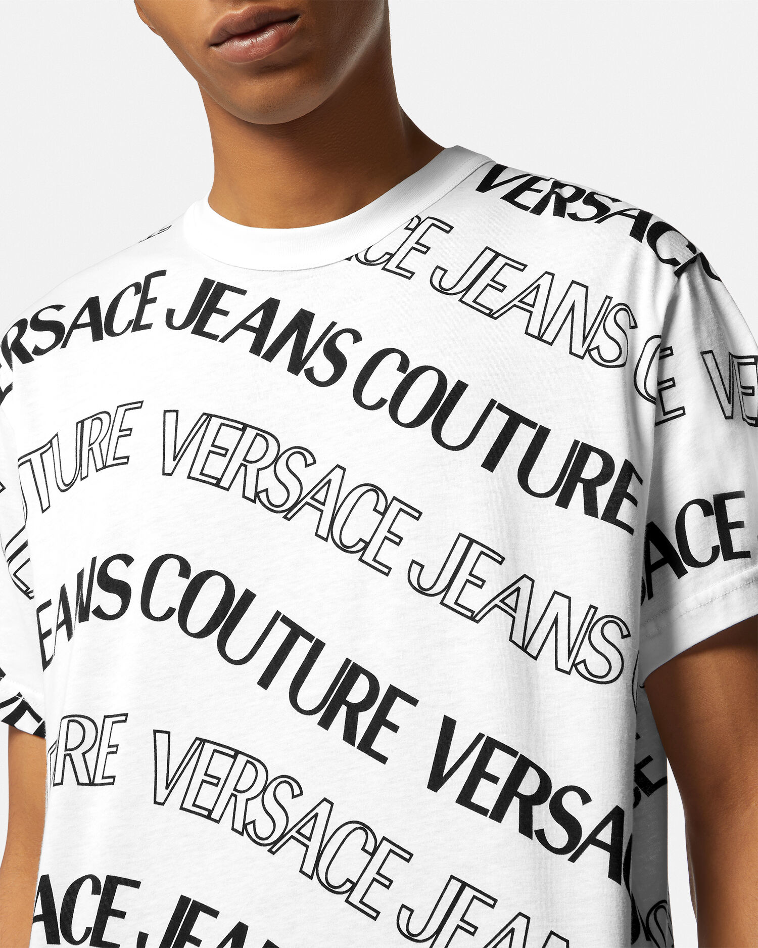 Buy versace t shirts online clearance