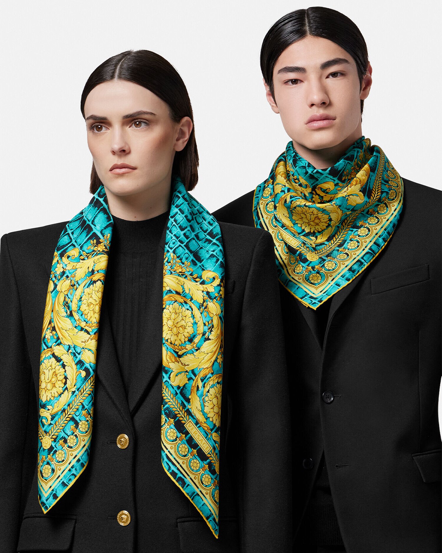 Versace foulard silk scarf outlet