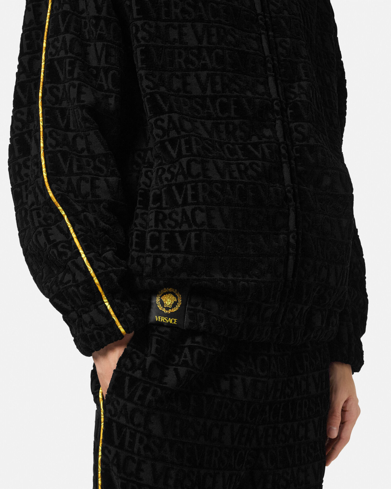 I ♡ Baroque Zip Sweatshirt | VERSACE US