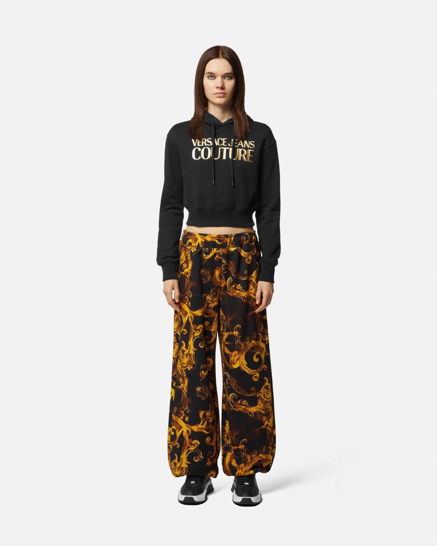 Versace outlet jeans website