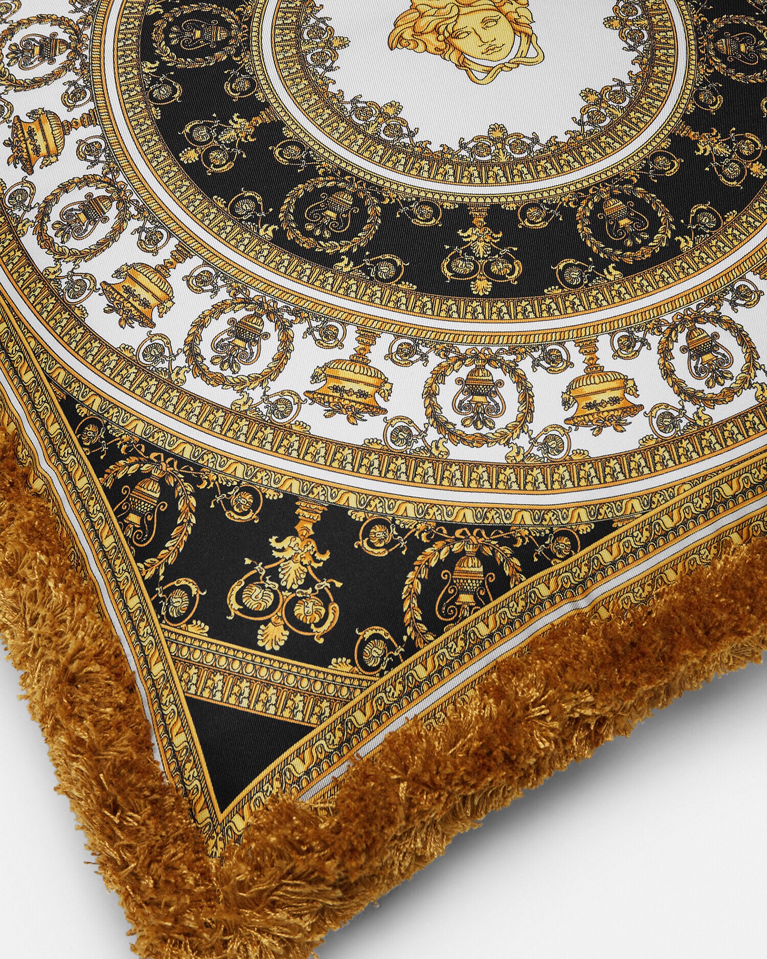 I ♡ Baroque Cushion 45 cm Print | VERSACE