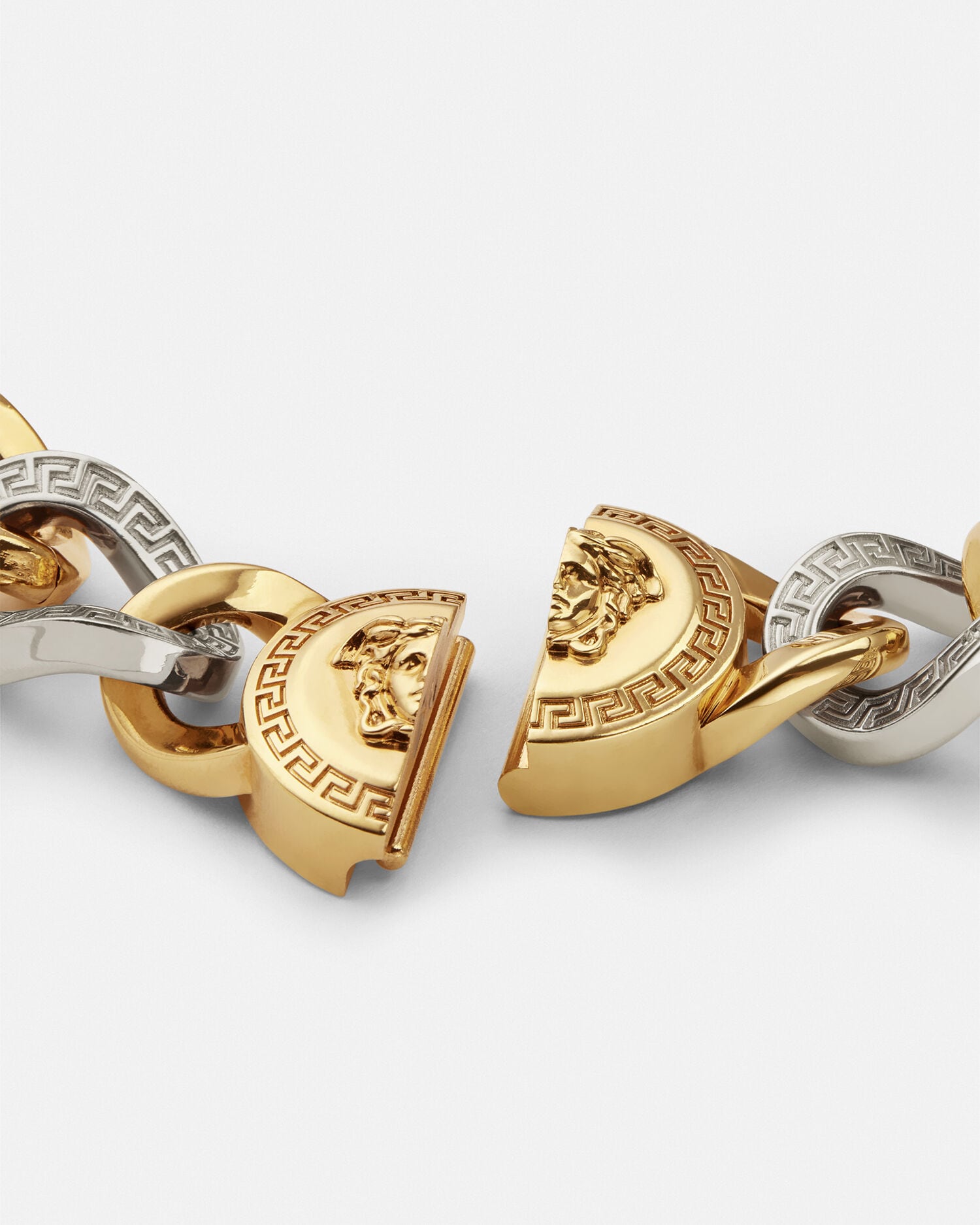 VERSACE メドューサチェーンネックレス Medusa Necklace Gold | VERSACE US