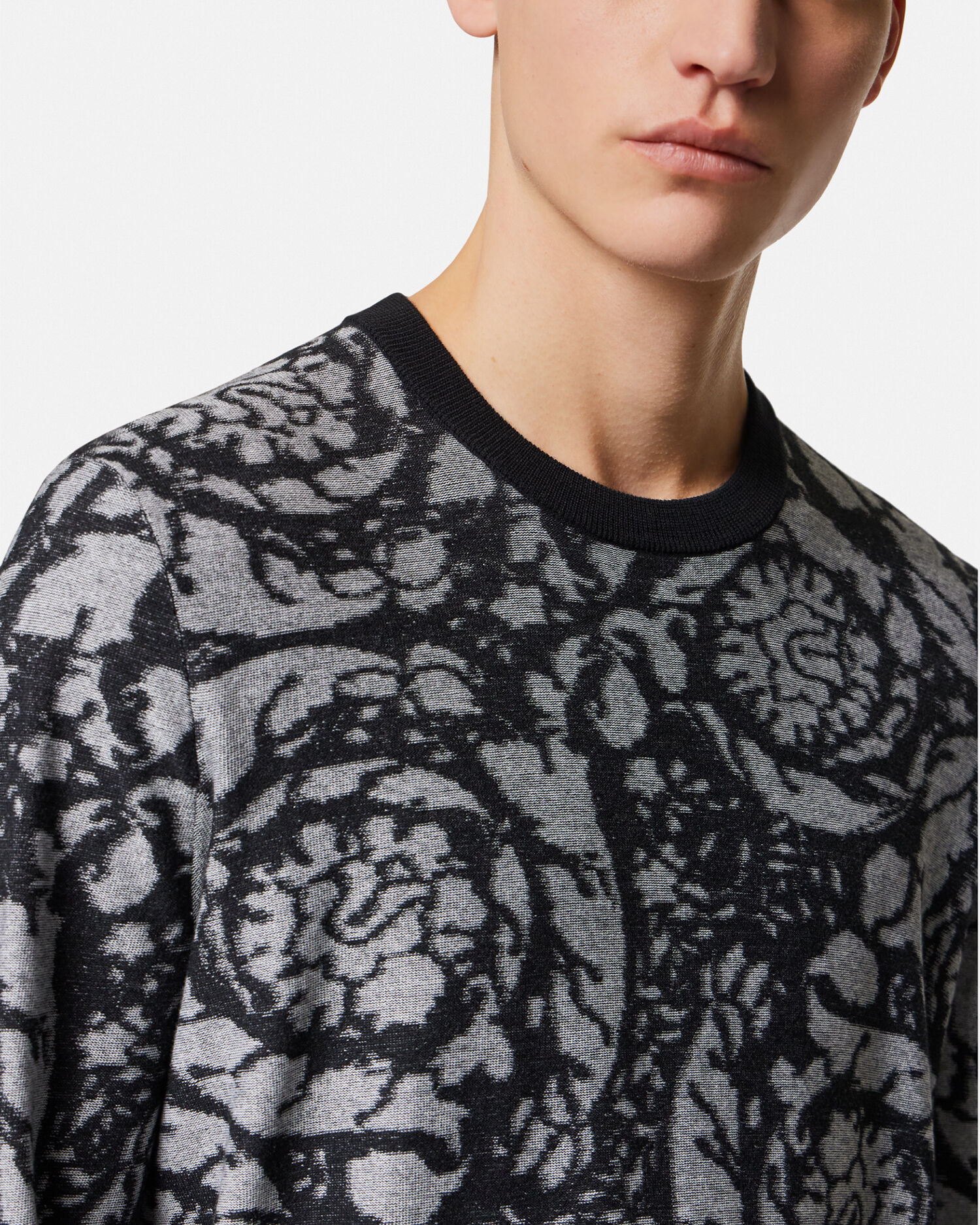 Barocco Silhouette Vanise Jumper Black Silver VERSACE