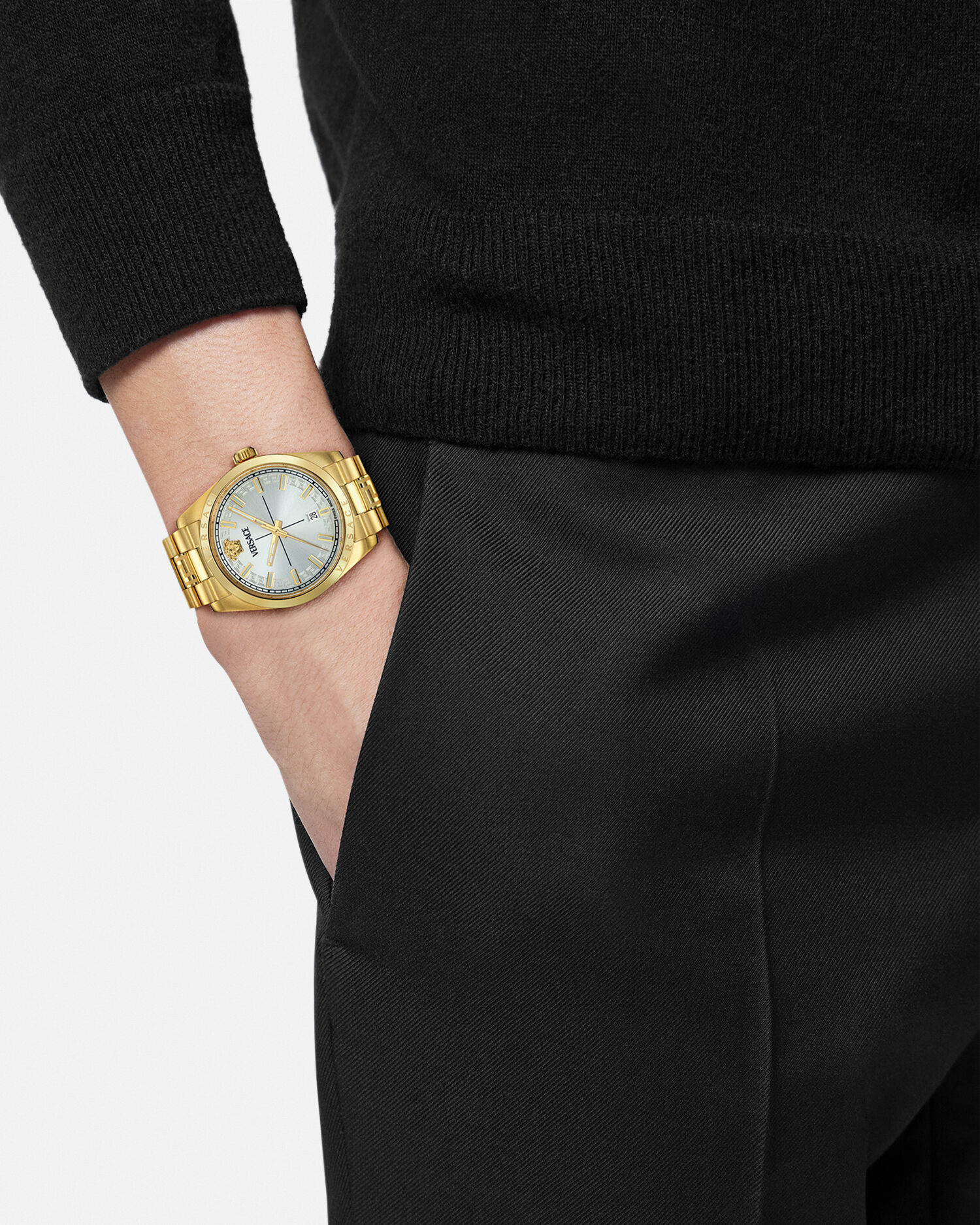 【U1934】ヴェルサーチ GMT&ALAME 29G9 Versace Millenyium Gent Watch Gold,Silver | VERSACE US
