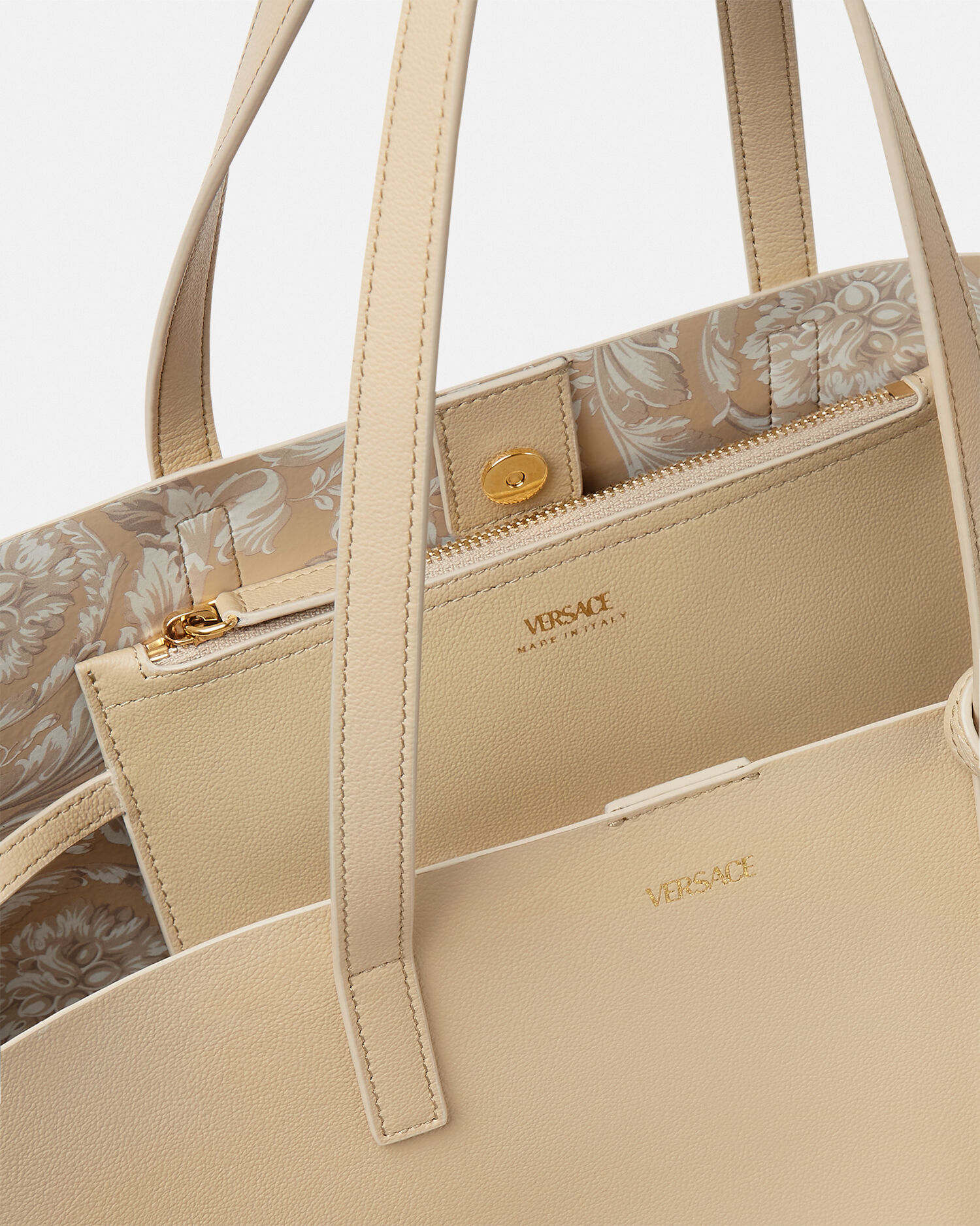 Versace virtus tote bag 2025