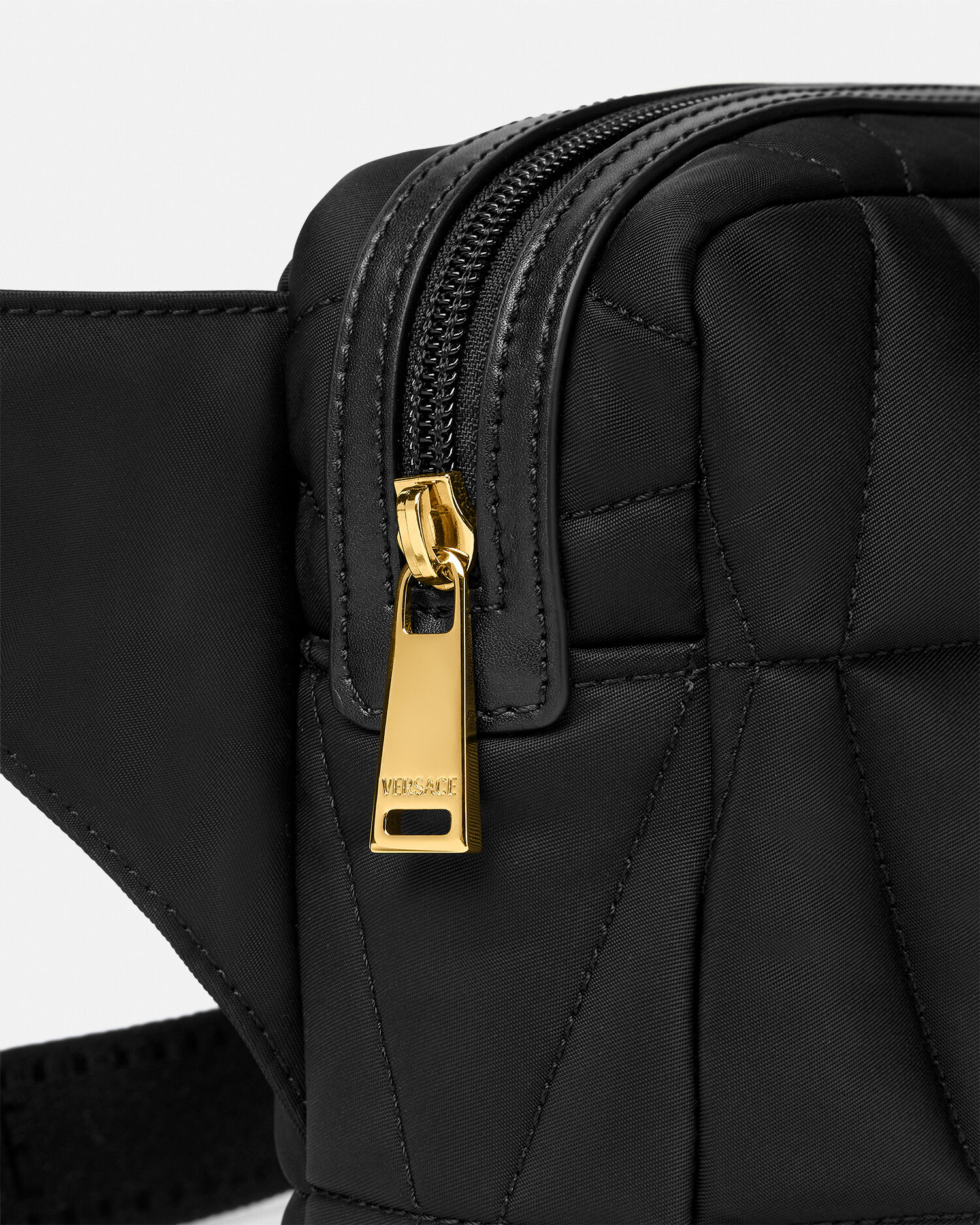Sac ceinture matelasse Versace Myth Noir Or VERSACE