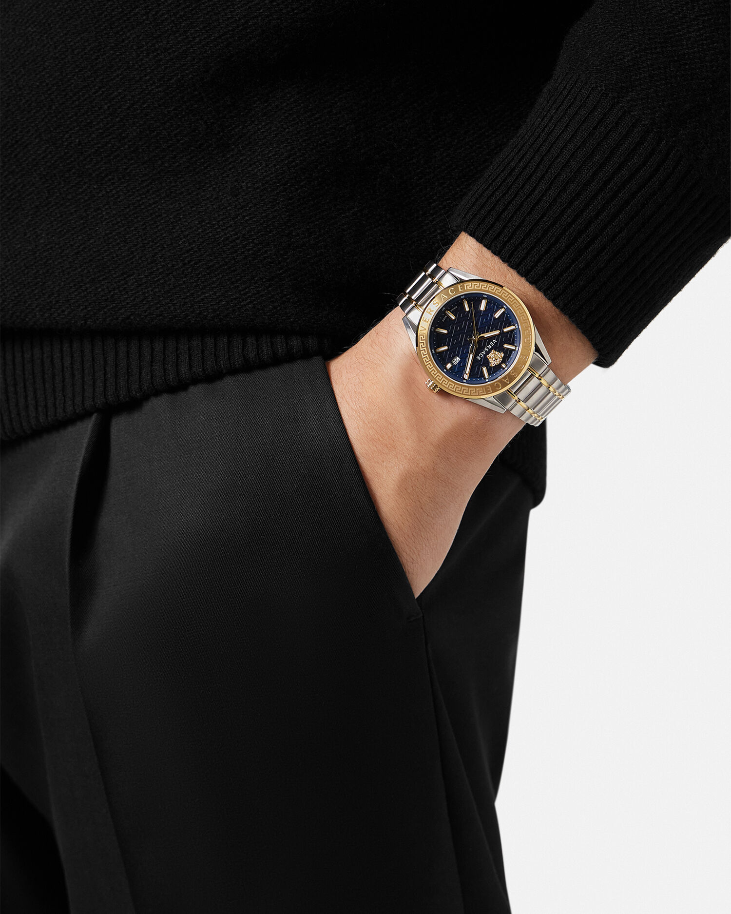 Versace v watch 2025