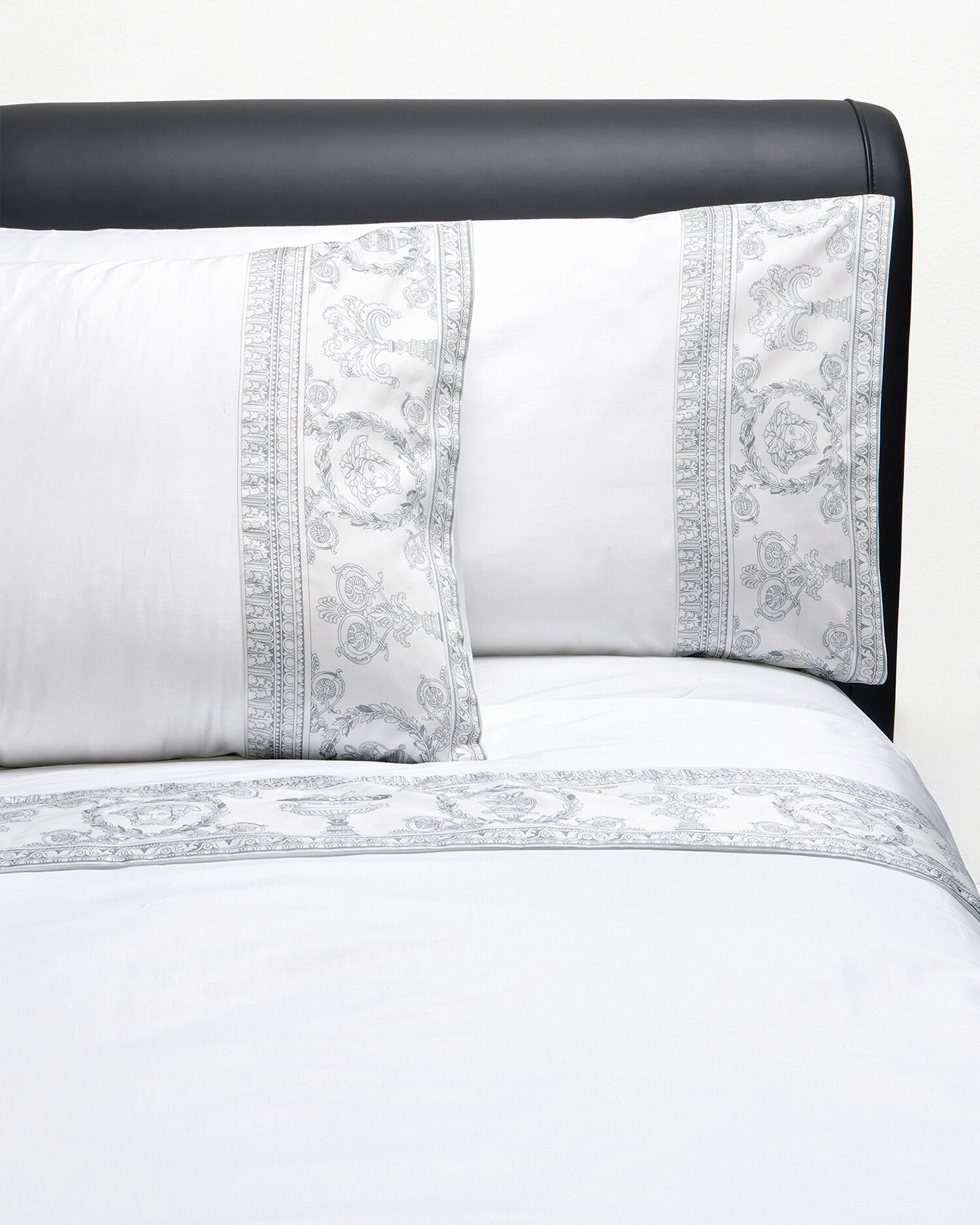 Versace pillowcase store