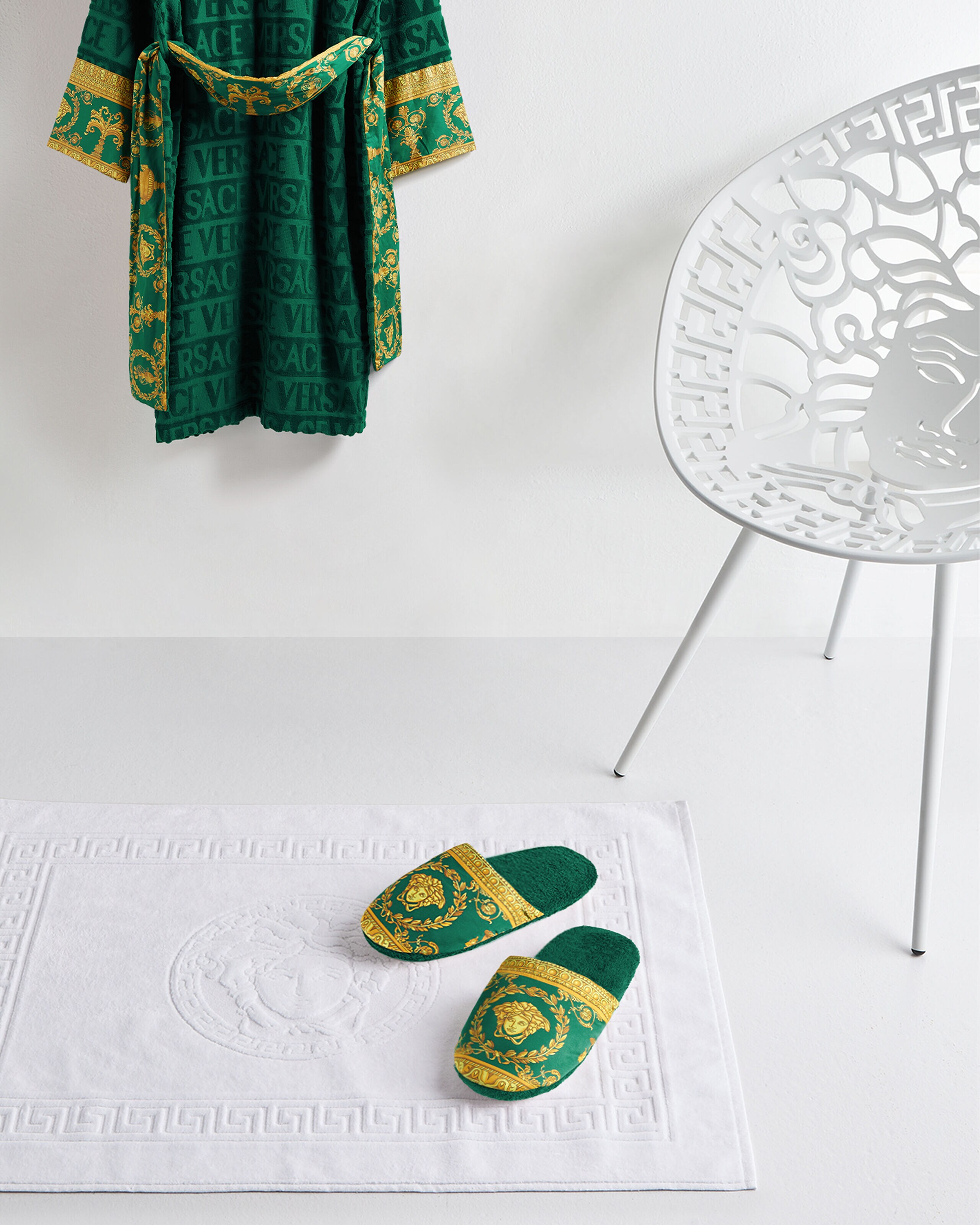 I ♡ Baroque Slippers Green | VERSACE US