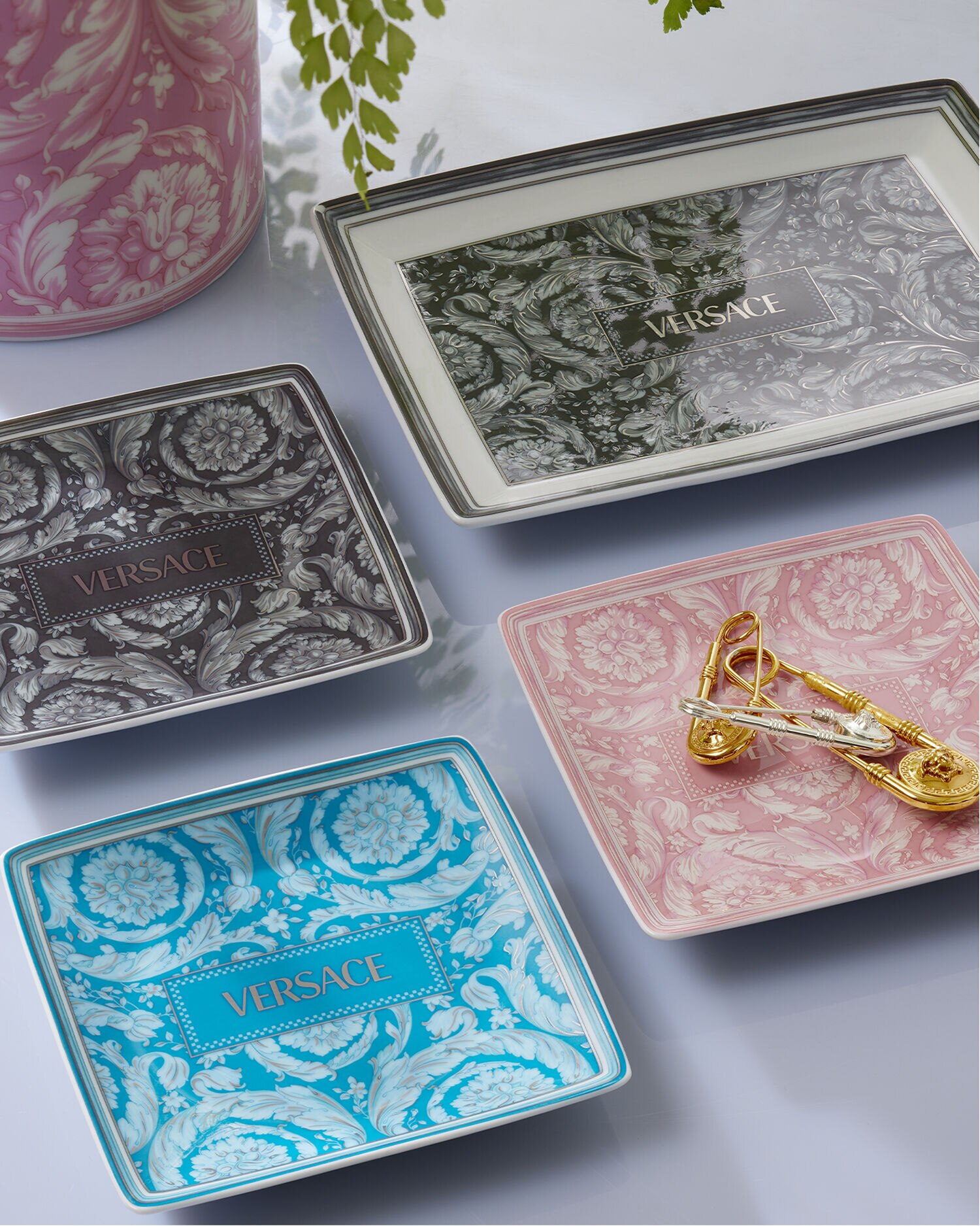 Versace accessori on sale