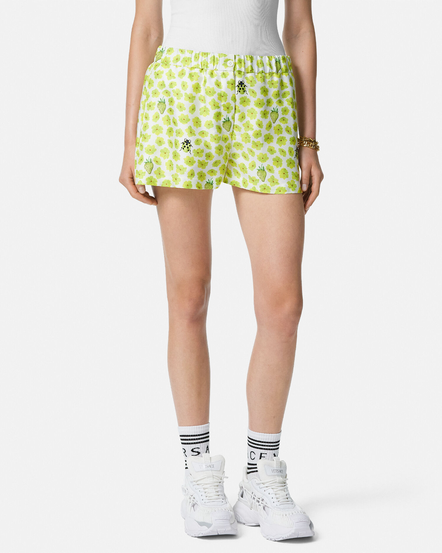 【送料&関税込】Versace strawberry Garden Shorts Strawberry Garden Silk Boxer Shorts Yellow,Print | VERSACE US
