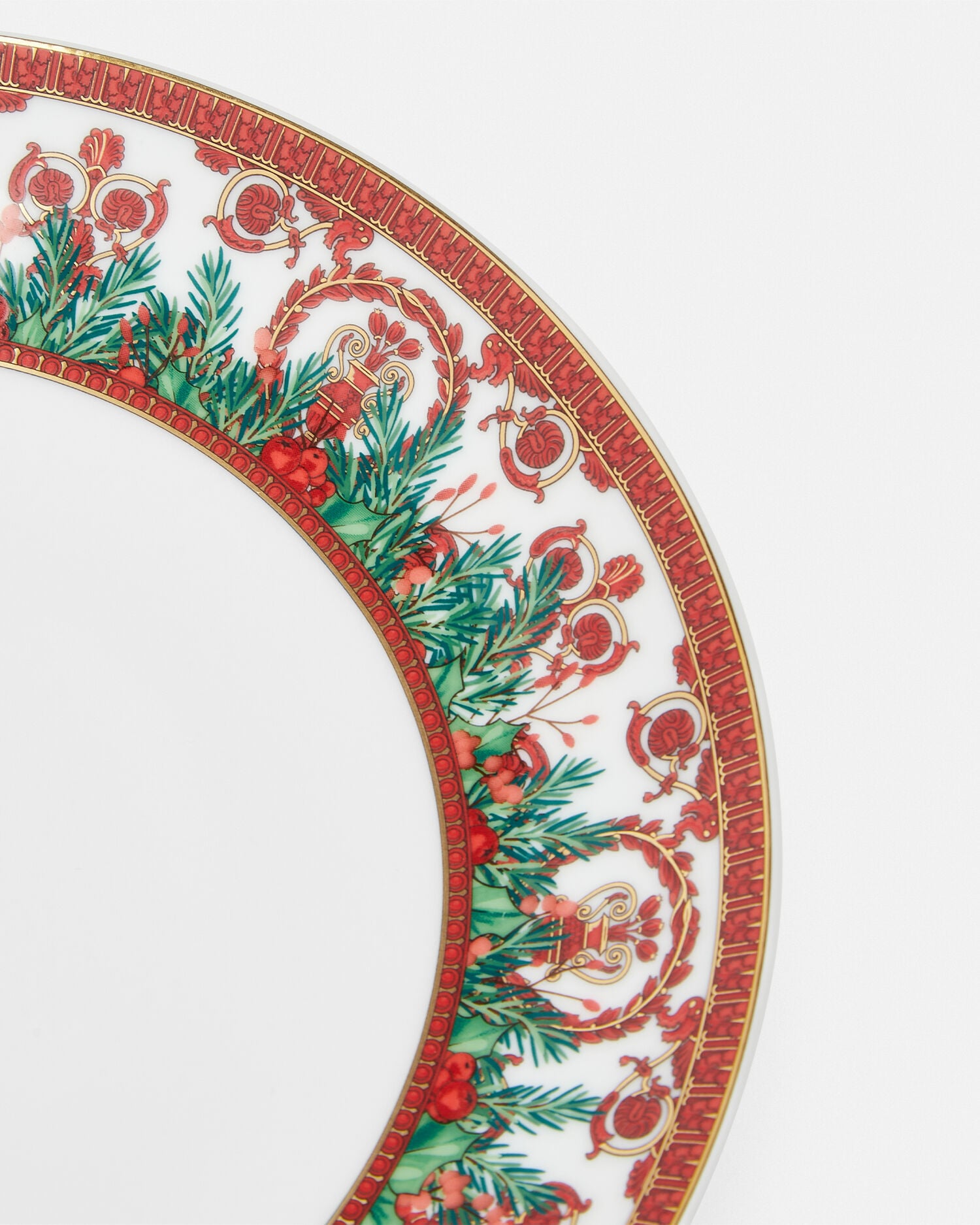 Medusa Garland Plate 8.3" 