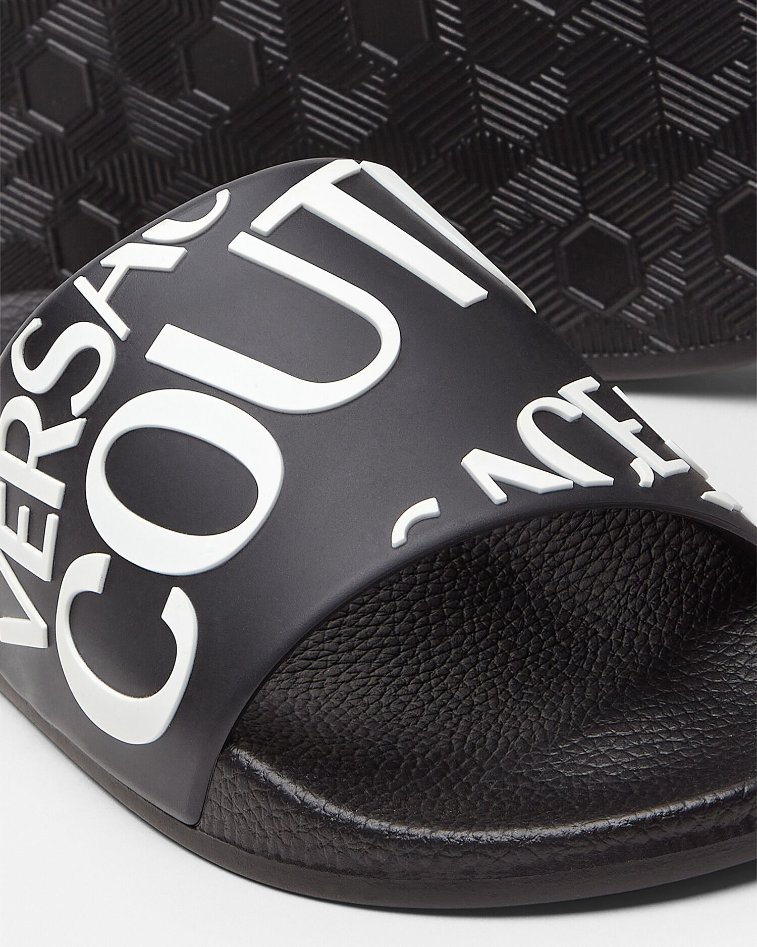 Versace jeans couture sliders top
