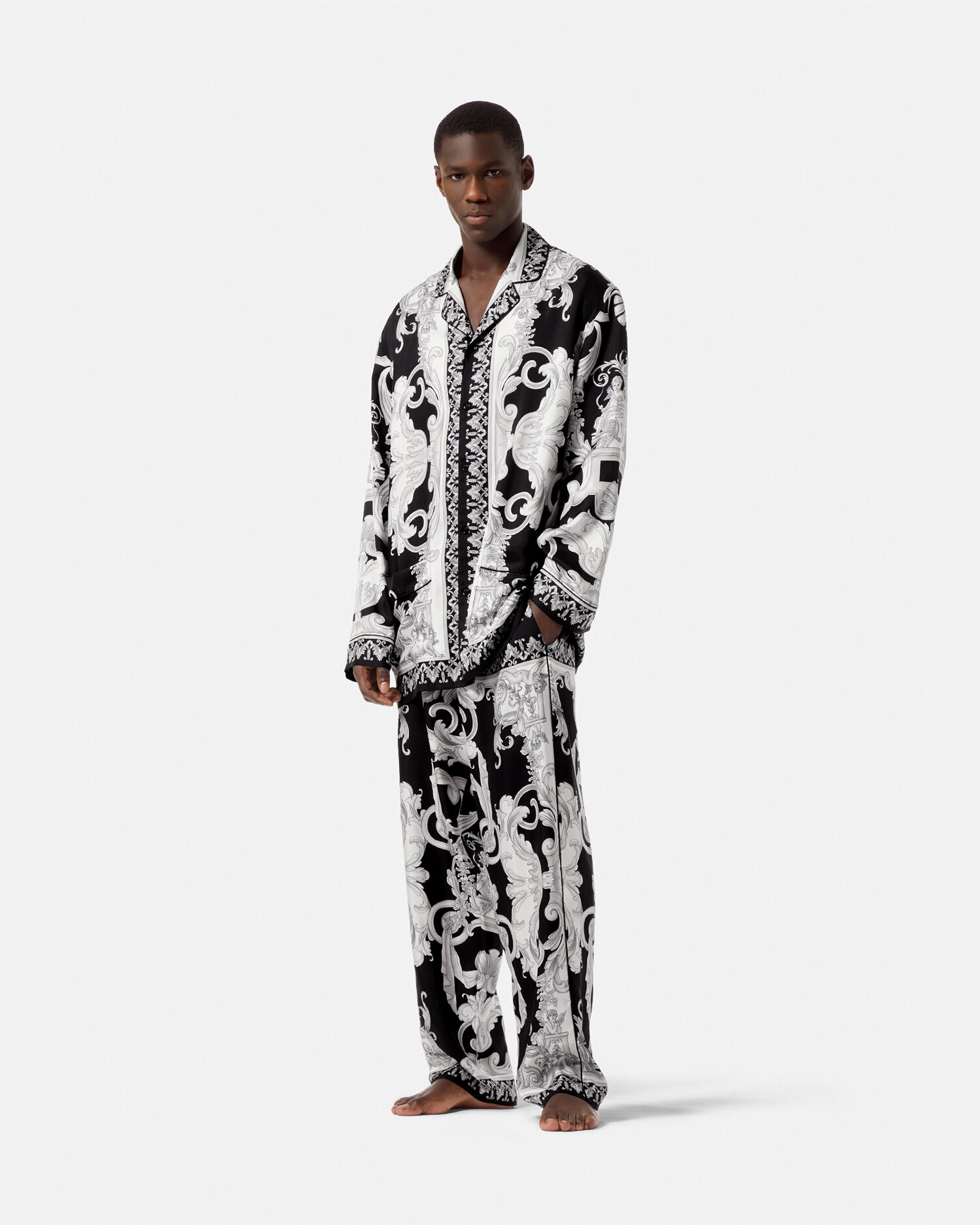 Versace hot sale pajama set